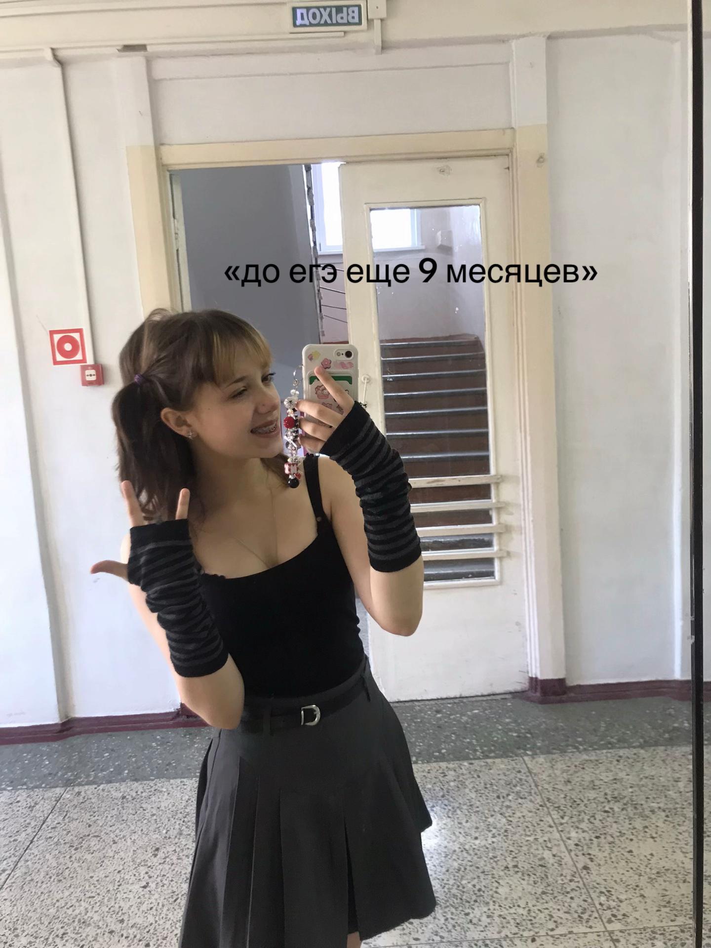 @???