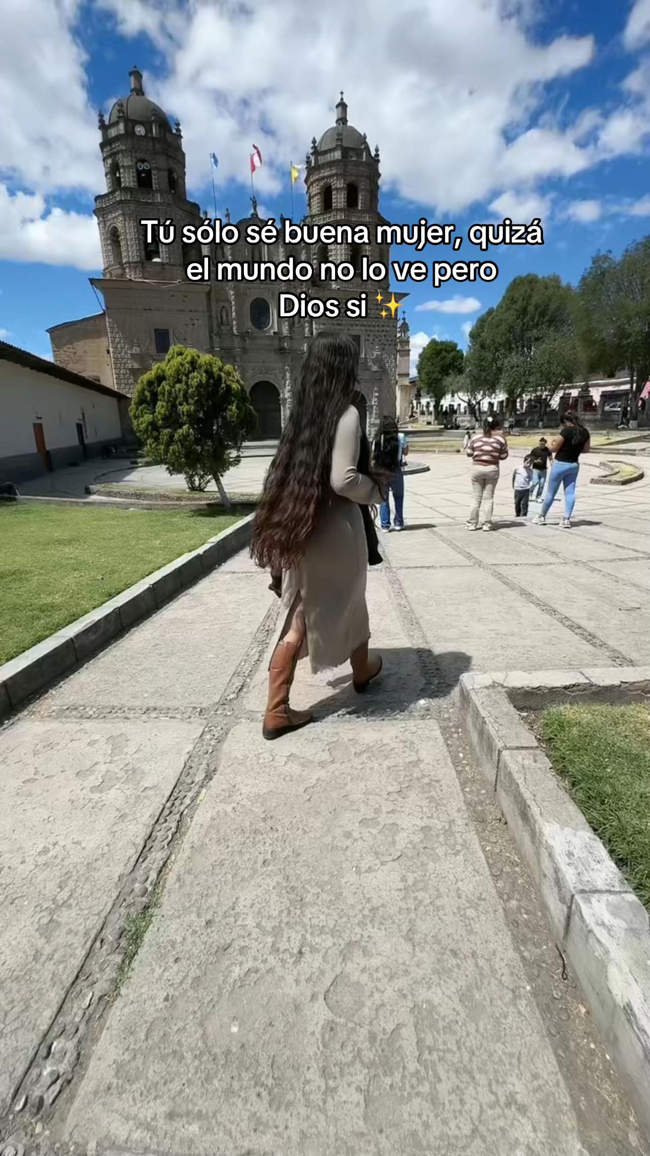 @Lorely😇⚔️
