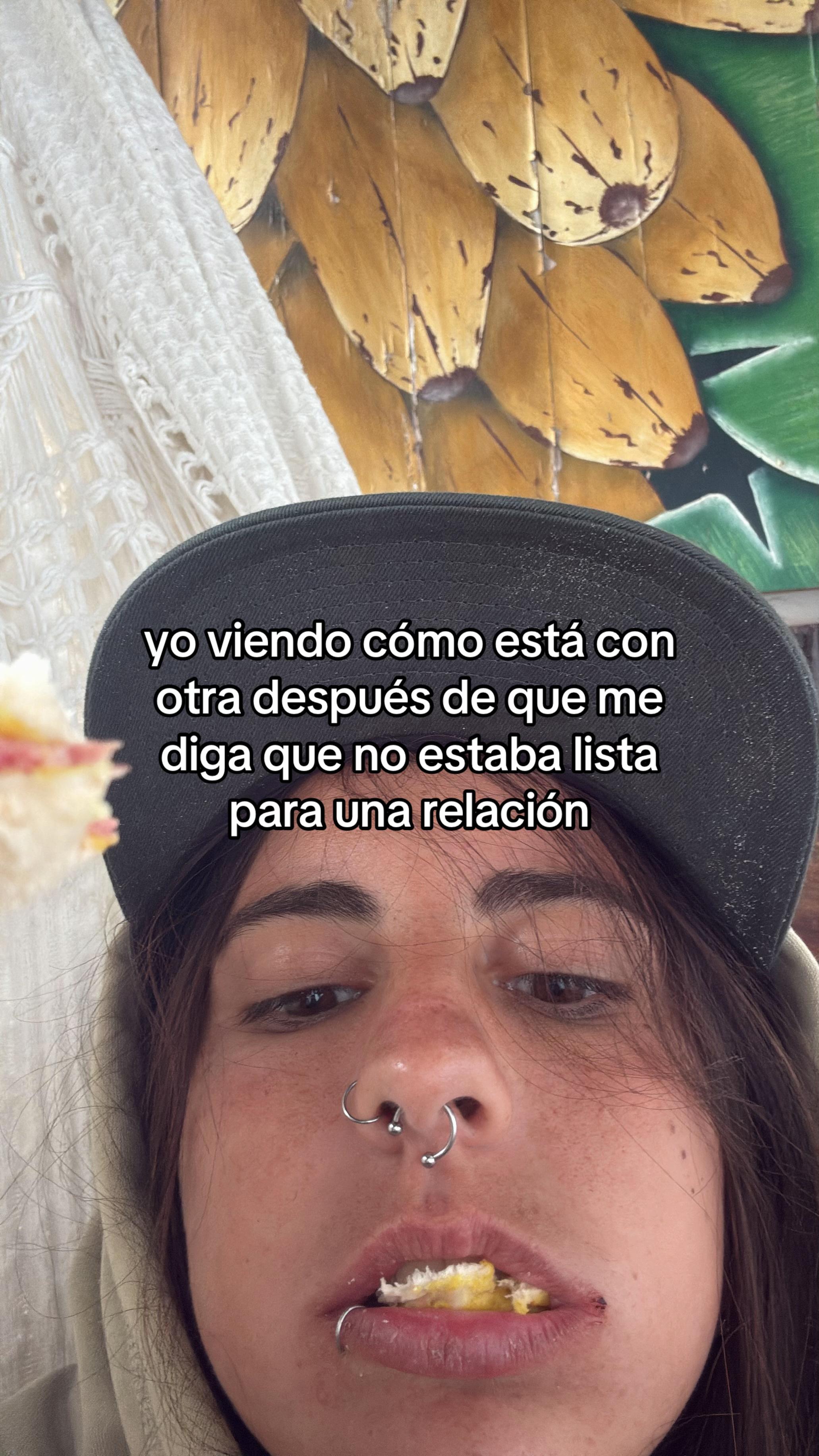 @lola