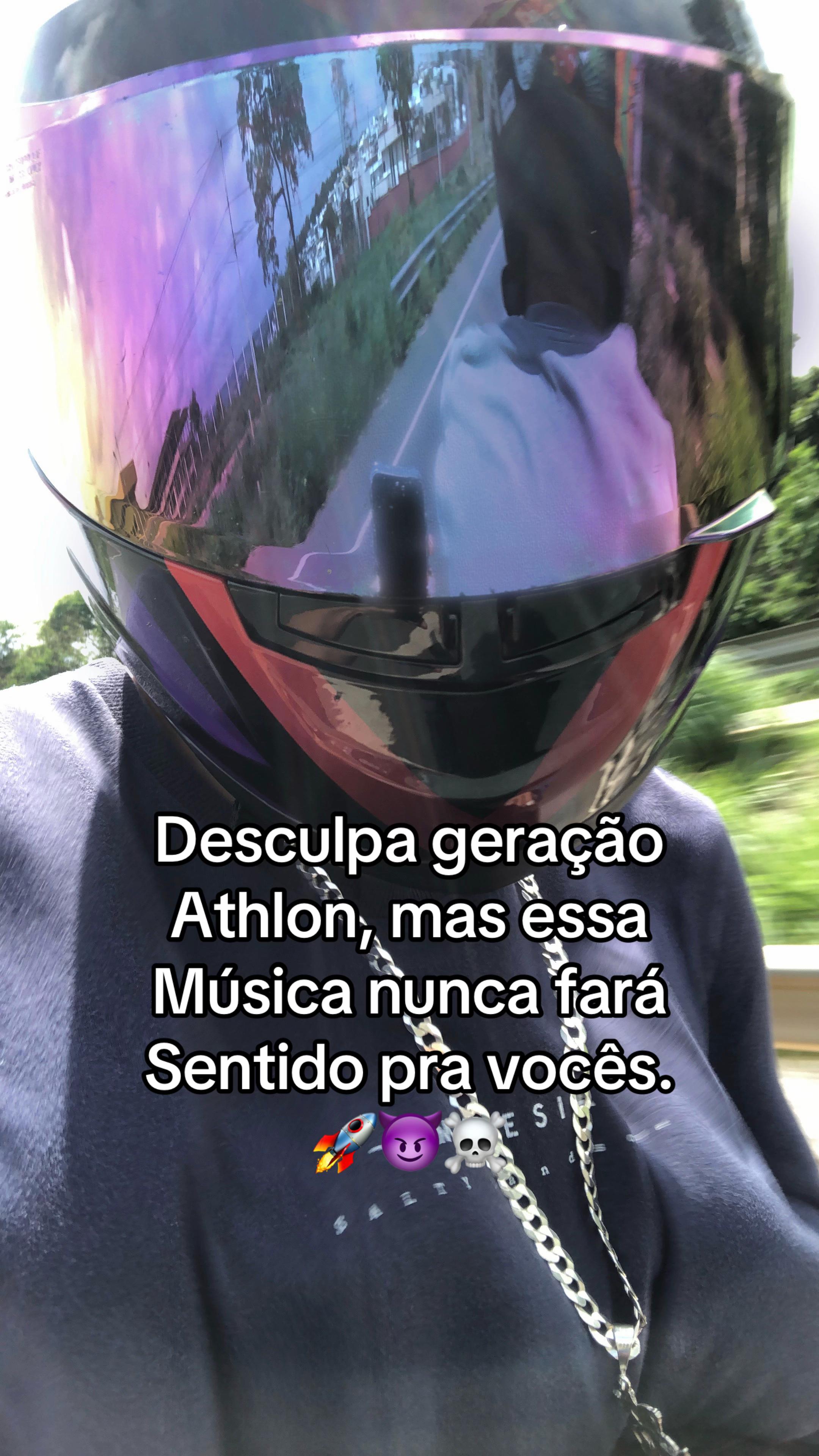 @Demmouraa