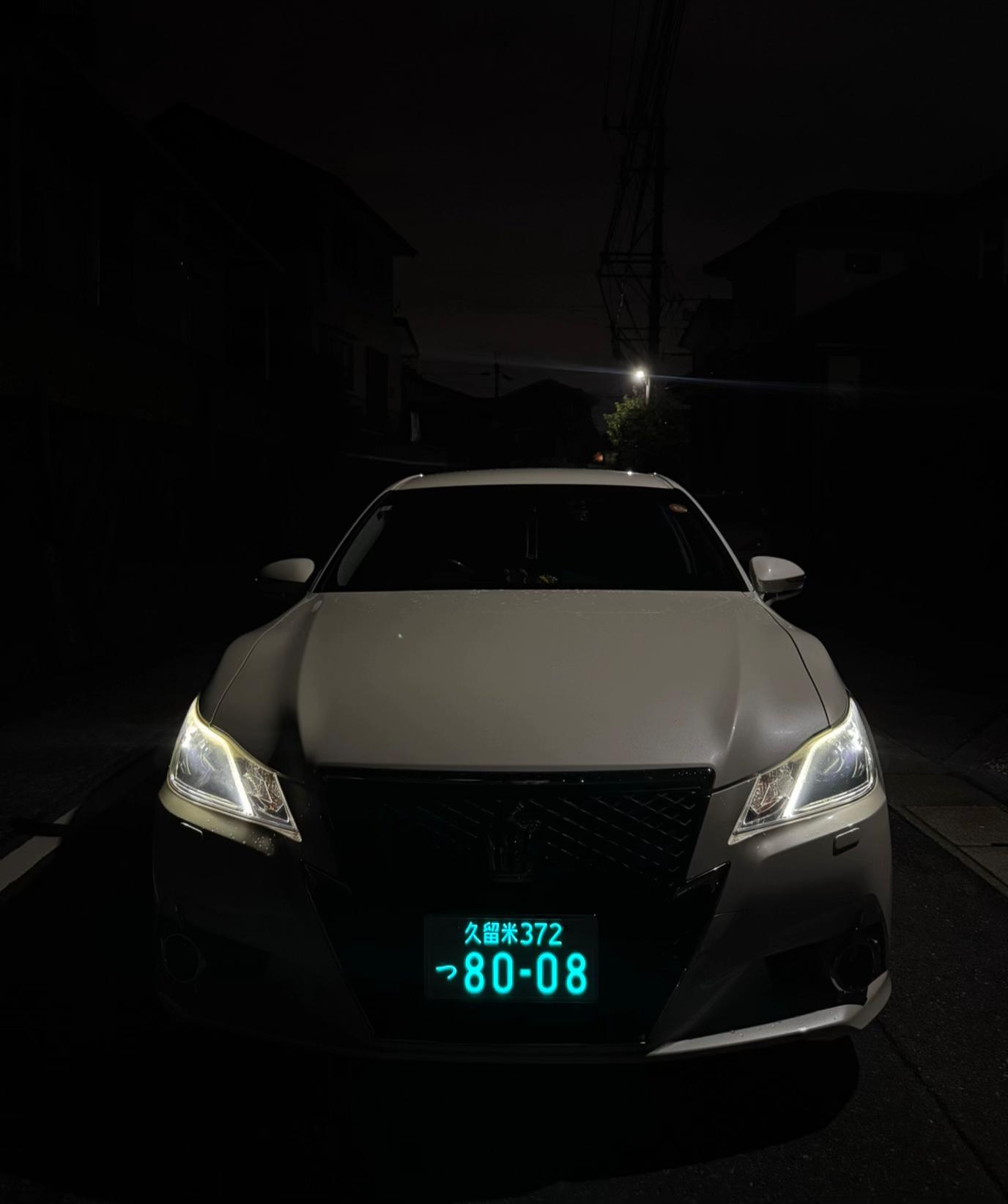@𝐁