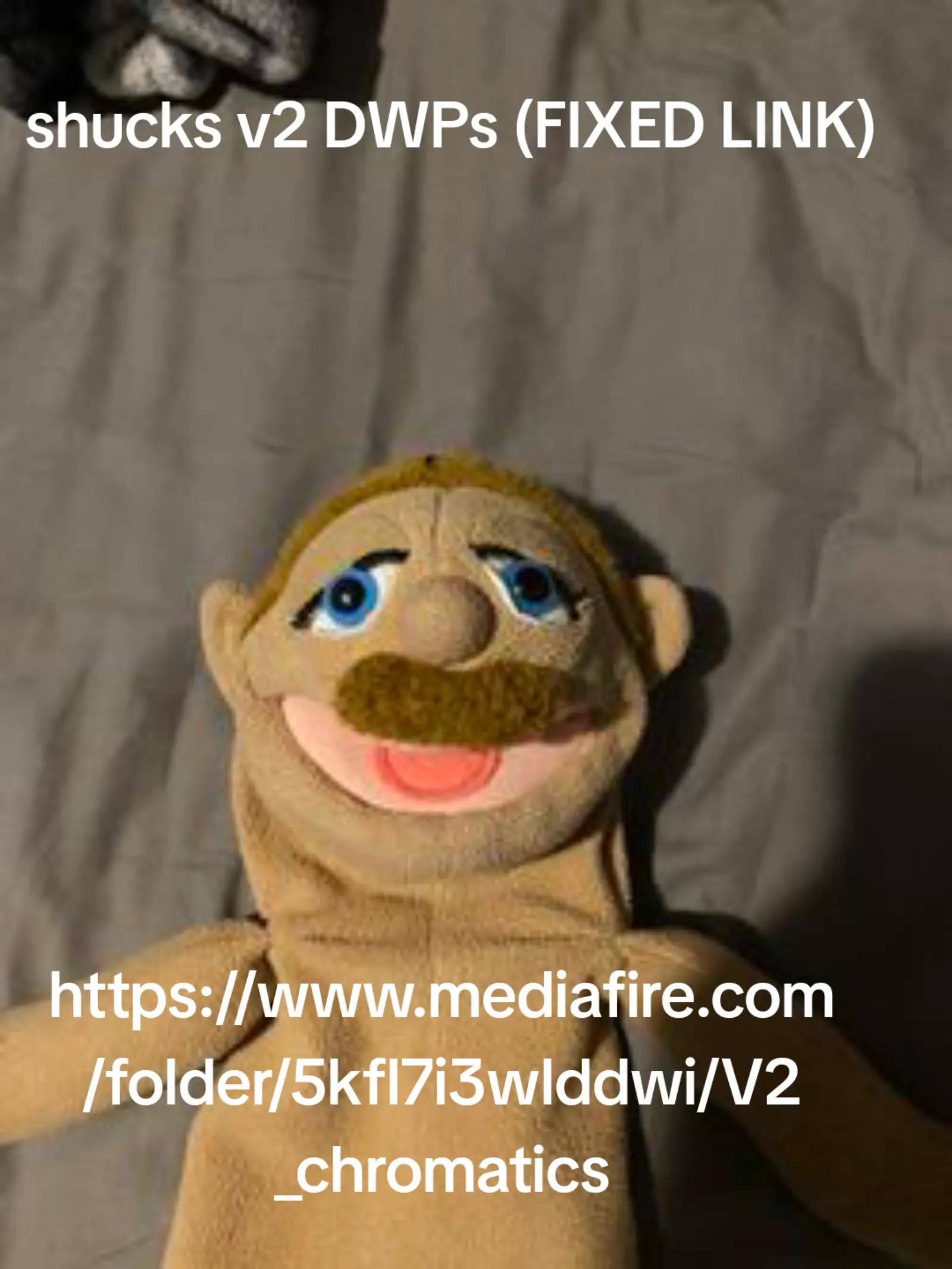 @RANDOMDUDD