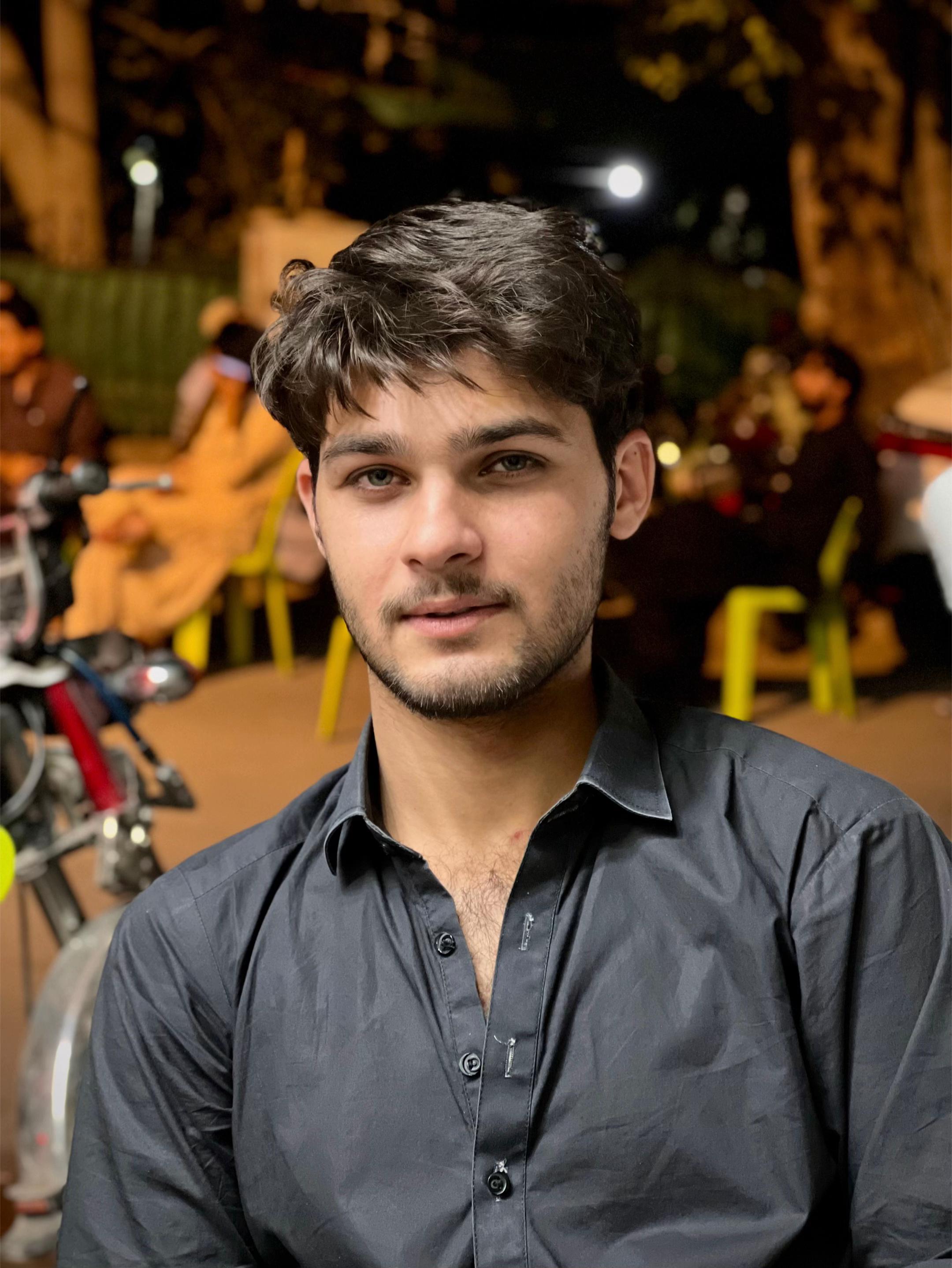 @AGHA JANi