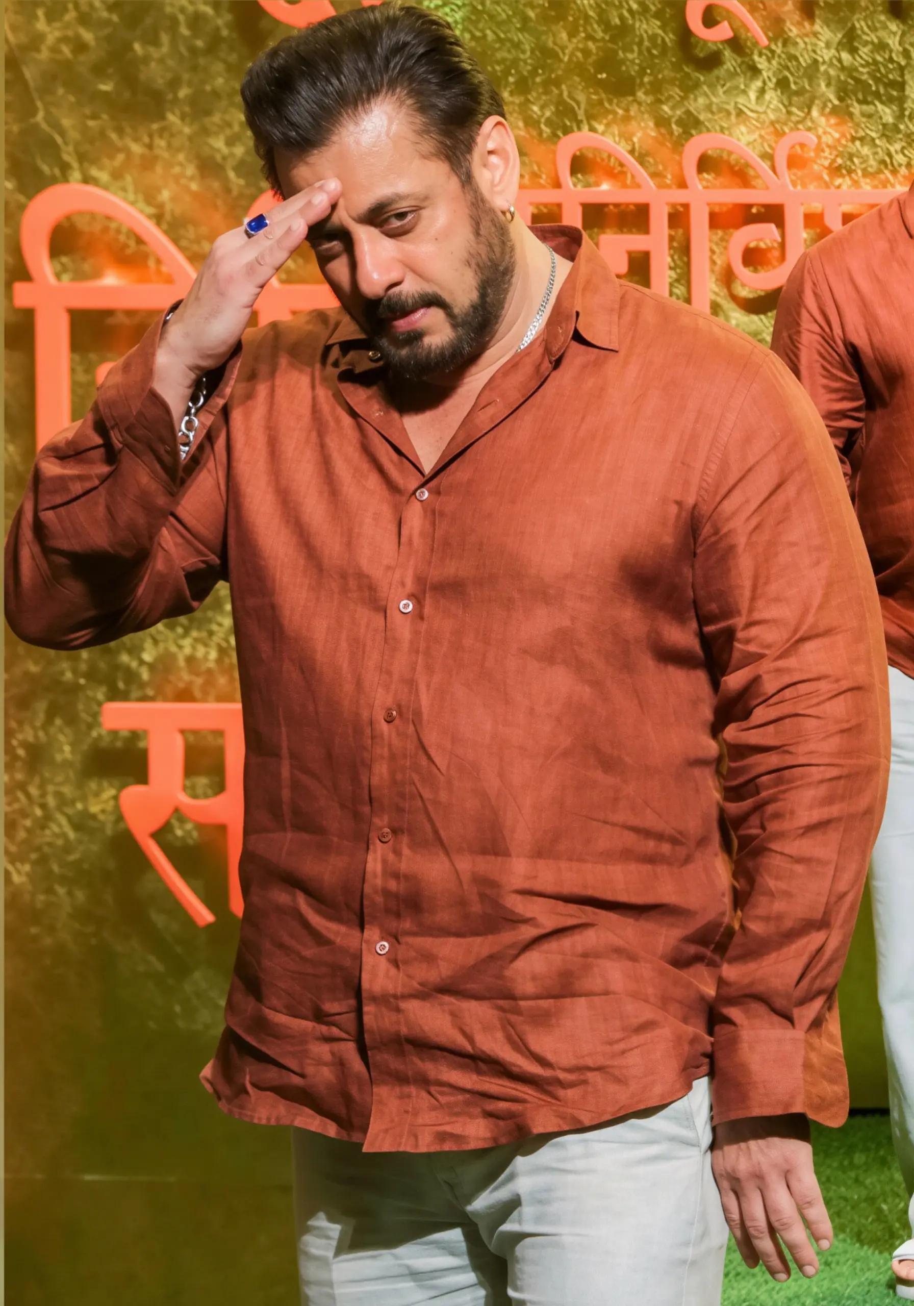 @neelikhan