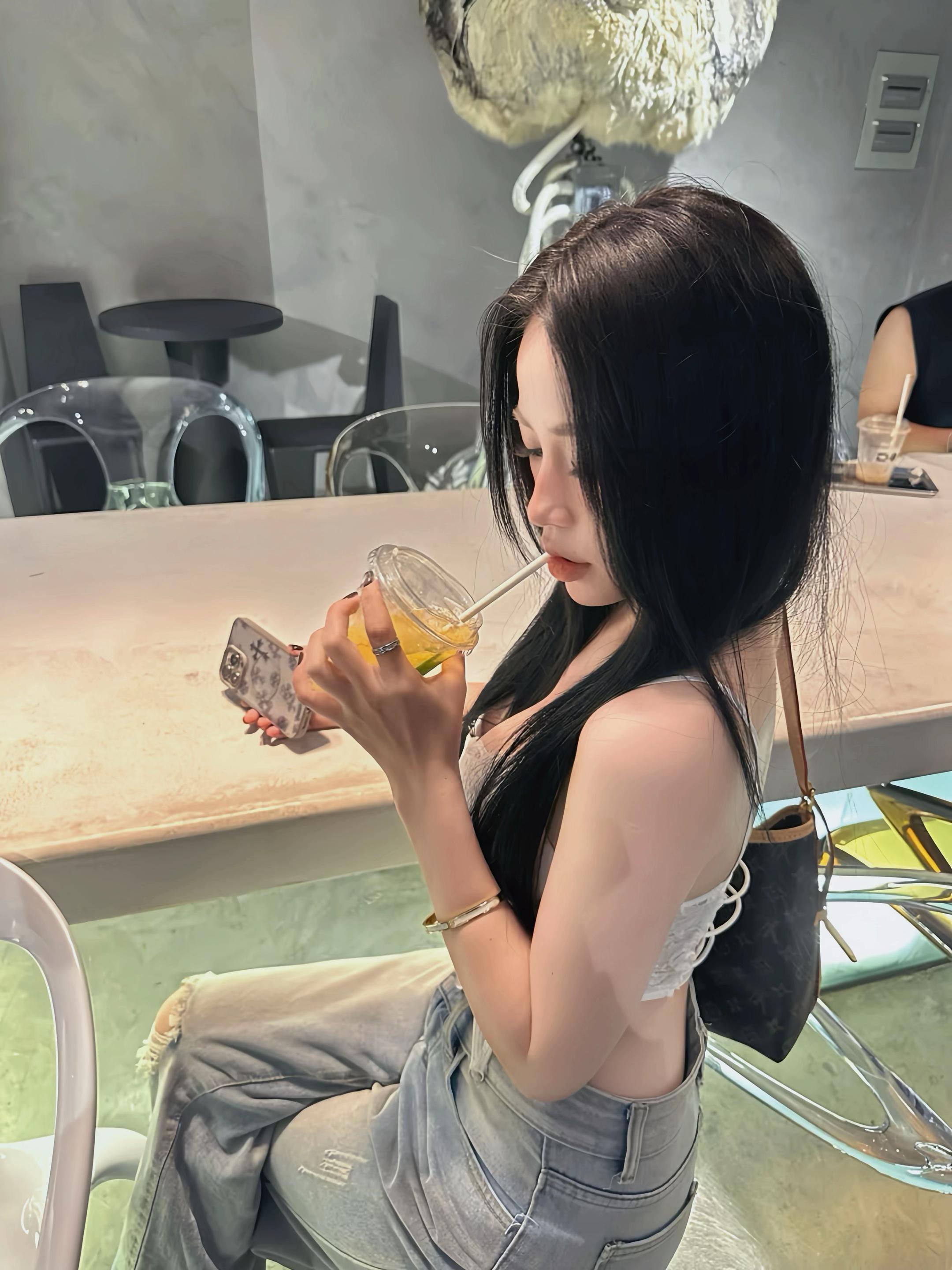 @Yến Nhi ✿