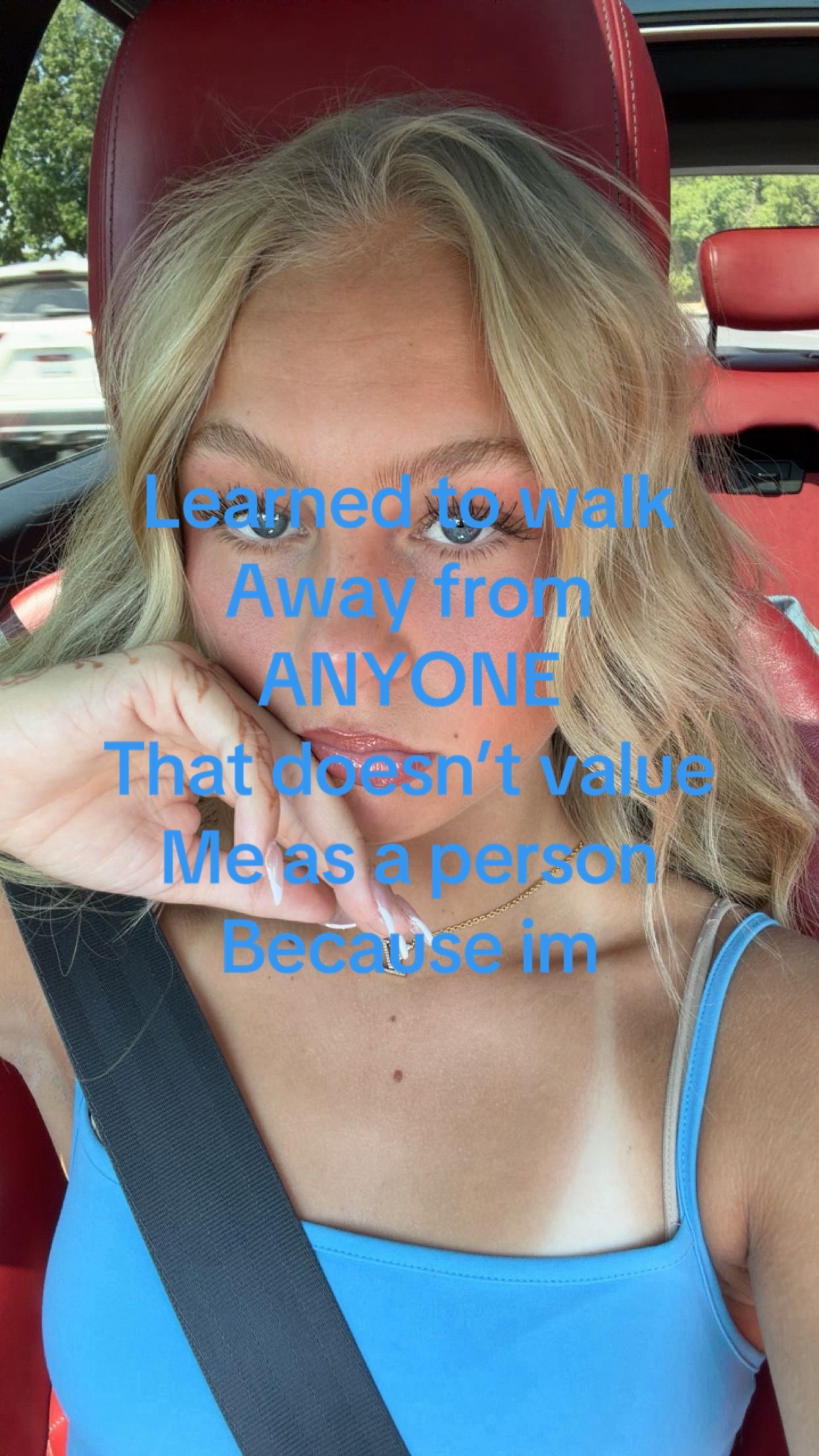 @???