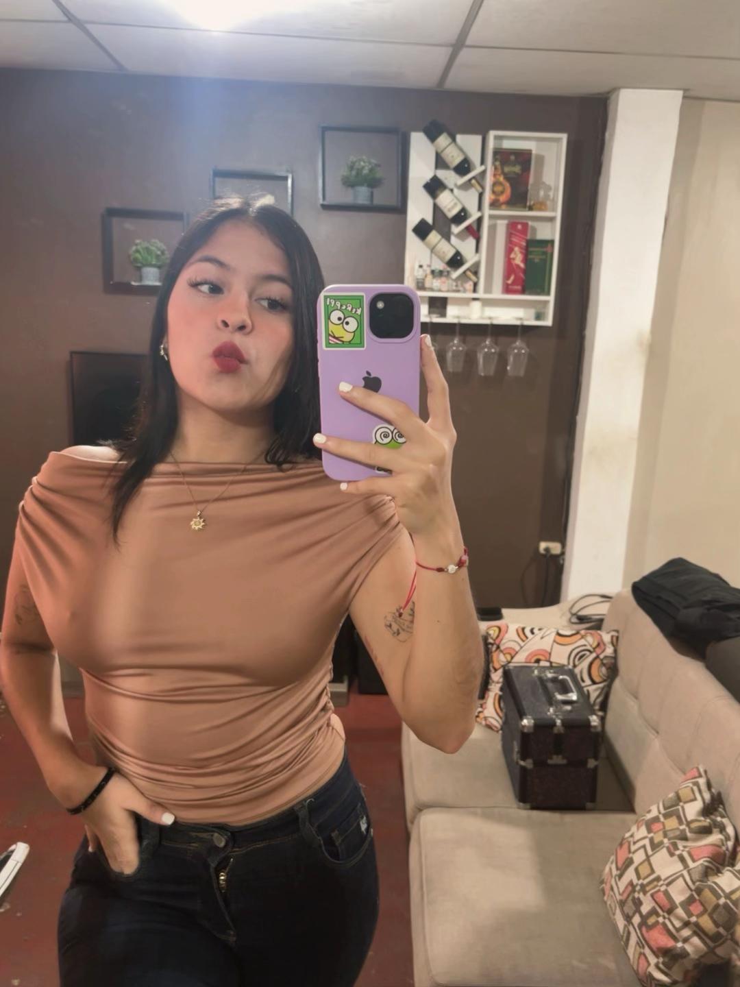 @adriana