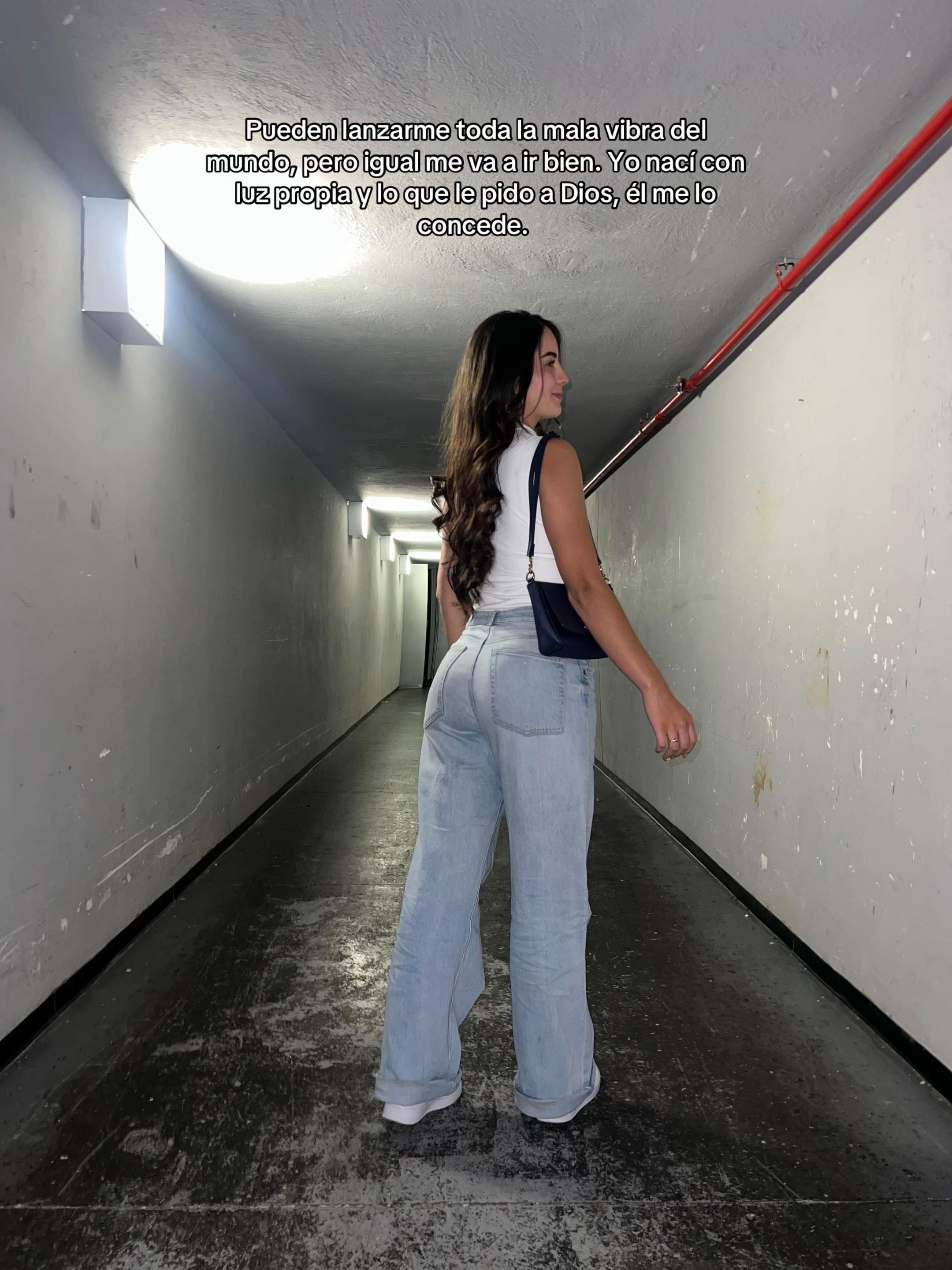 @LauraBelloficial