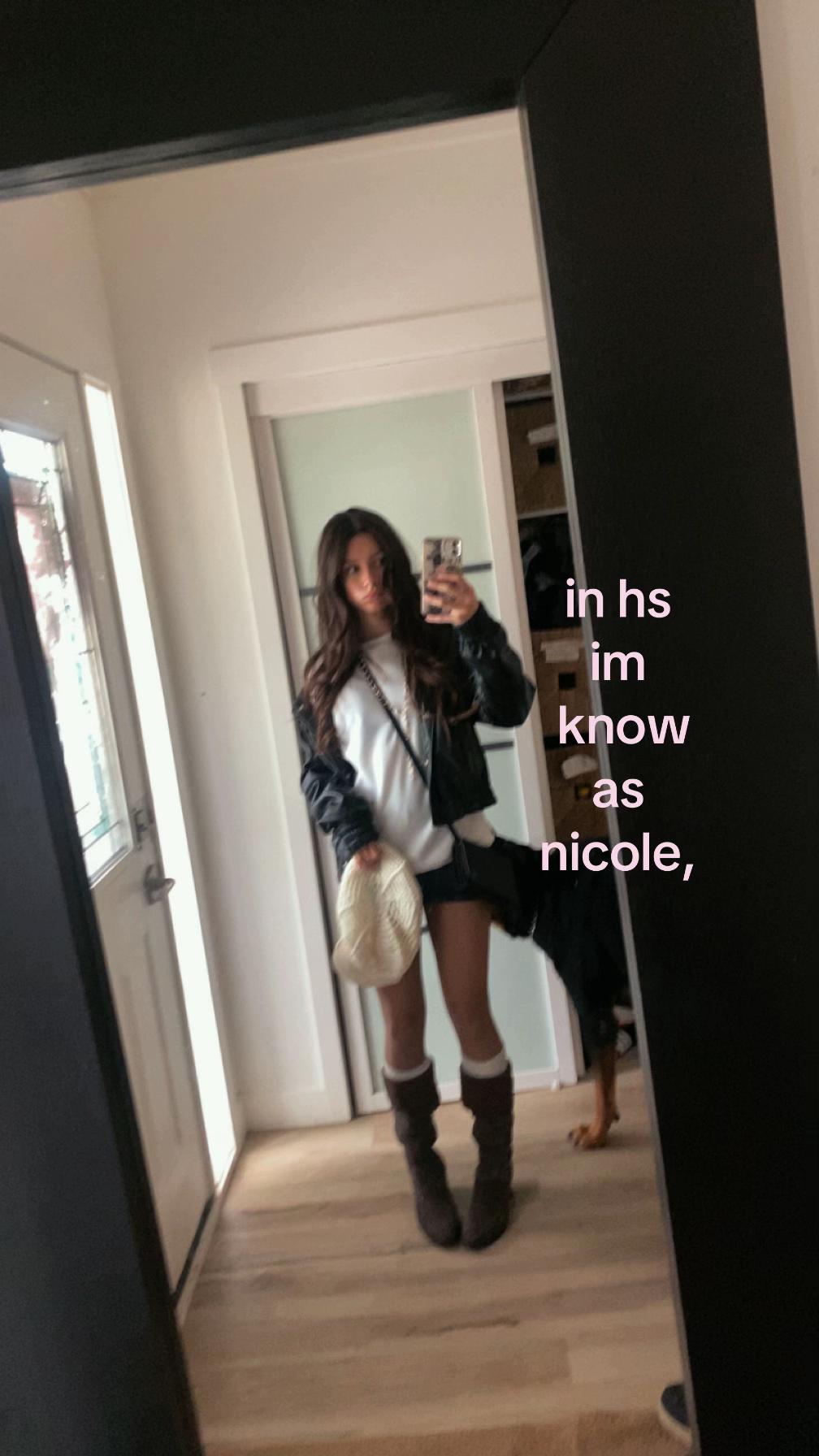 @n i c o l e