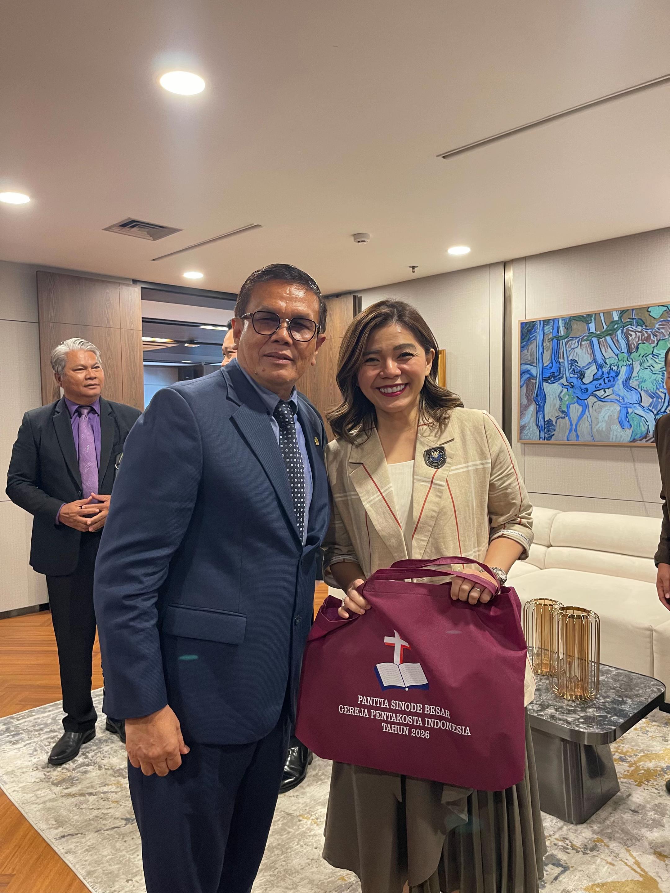 @merryriana