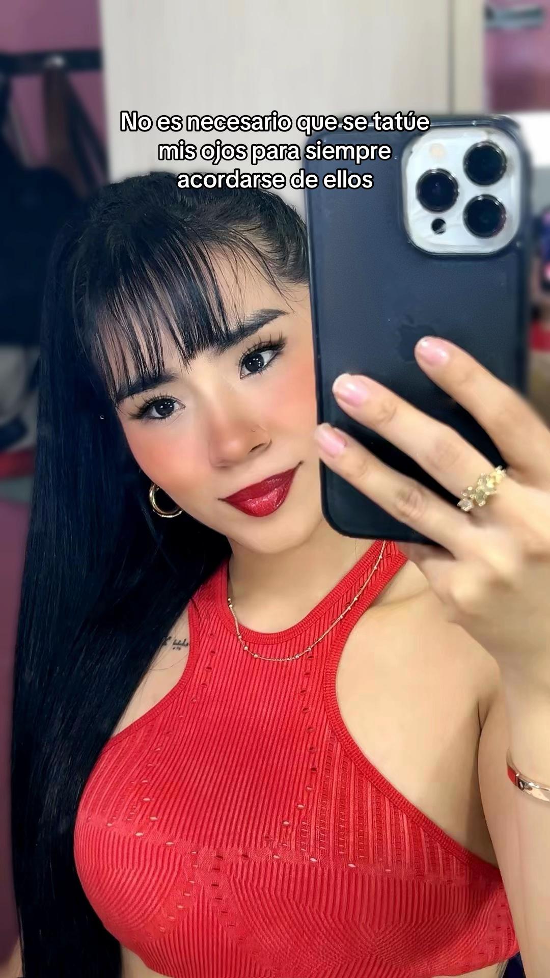 @Caroline Alexandra flores 🦦