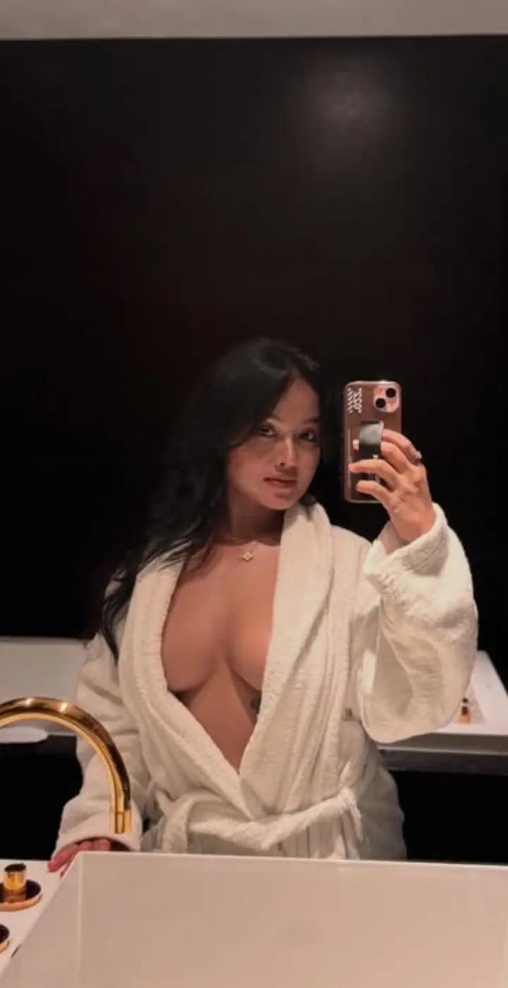 @vey_divinefem...