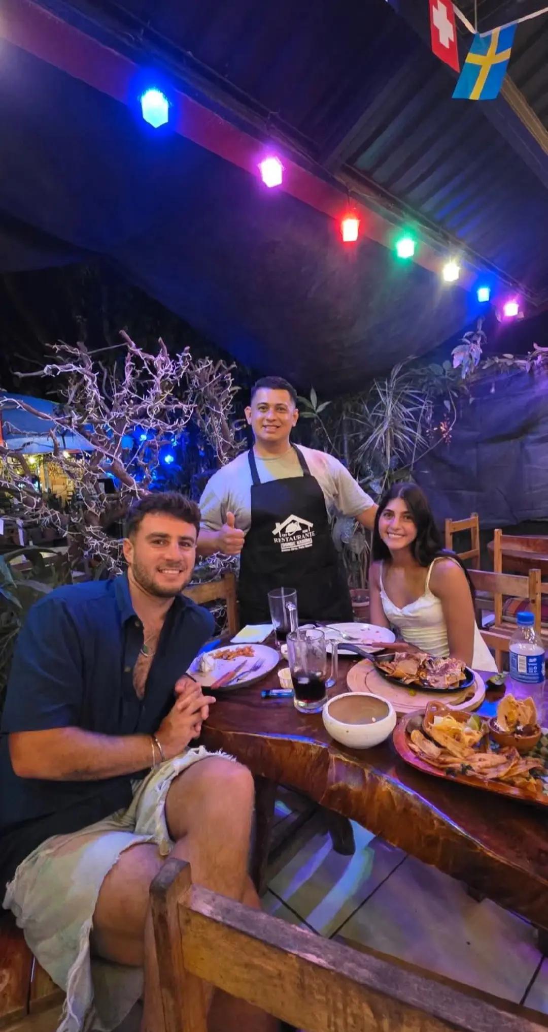 @Restaurante Donde Nahum 🍴🍤🥗