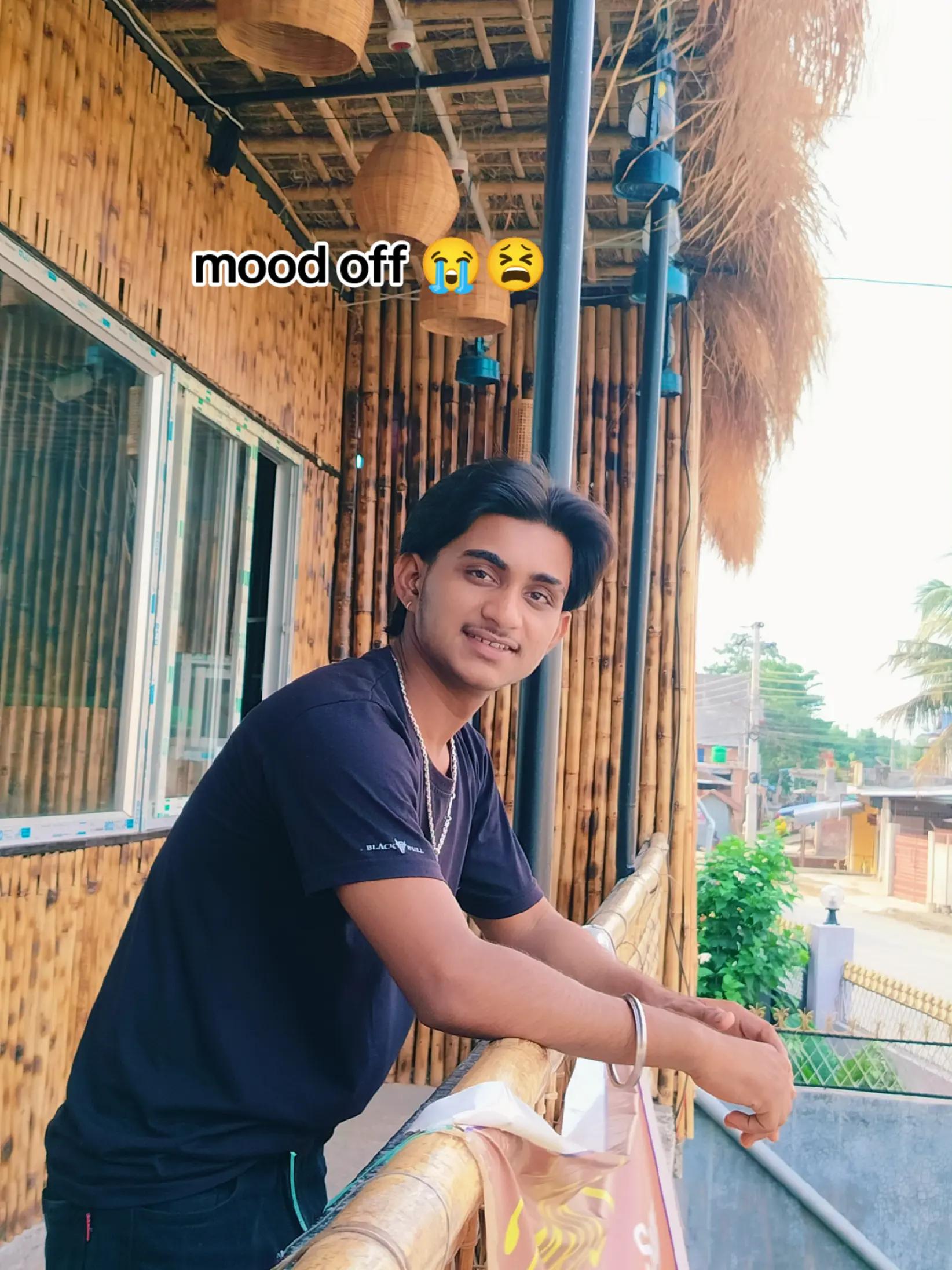 @Sîñglè bôy 🥹🖤