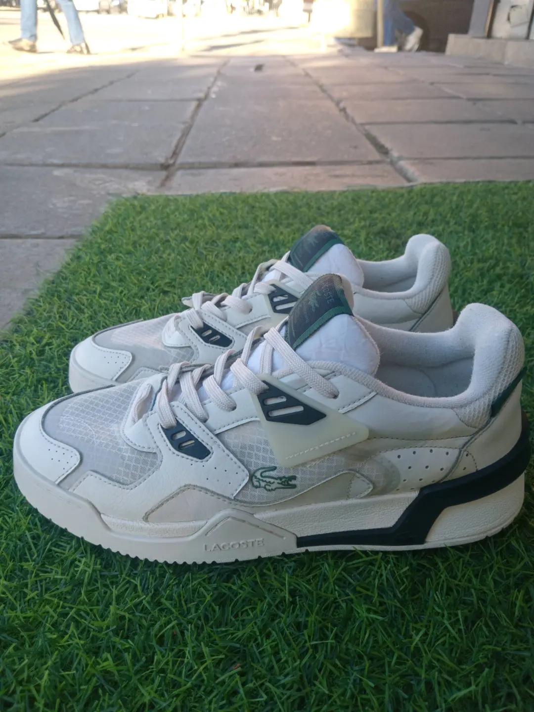 @The Plug Sneaker Wash