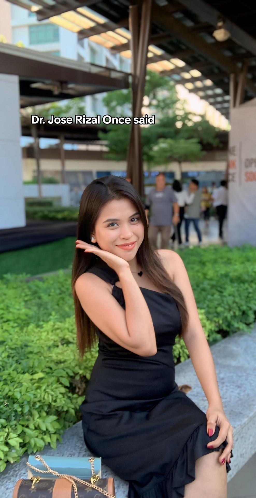 @✨