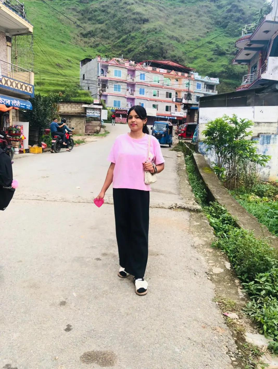 @kopila chhetri 👰👑🦚🧿💗