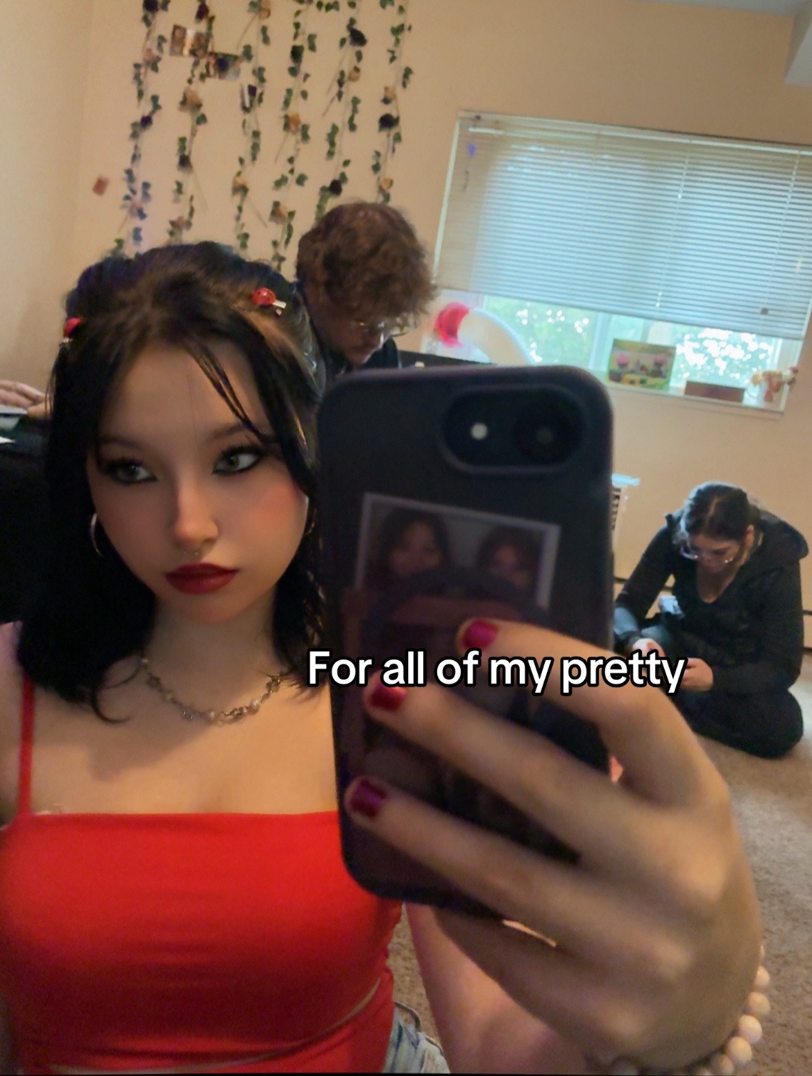 @𝓡𝓸𝓻𝔂 ♡₊˚ 🦢・₊✧