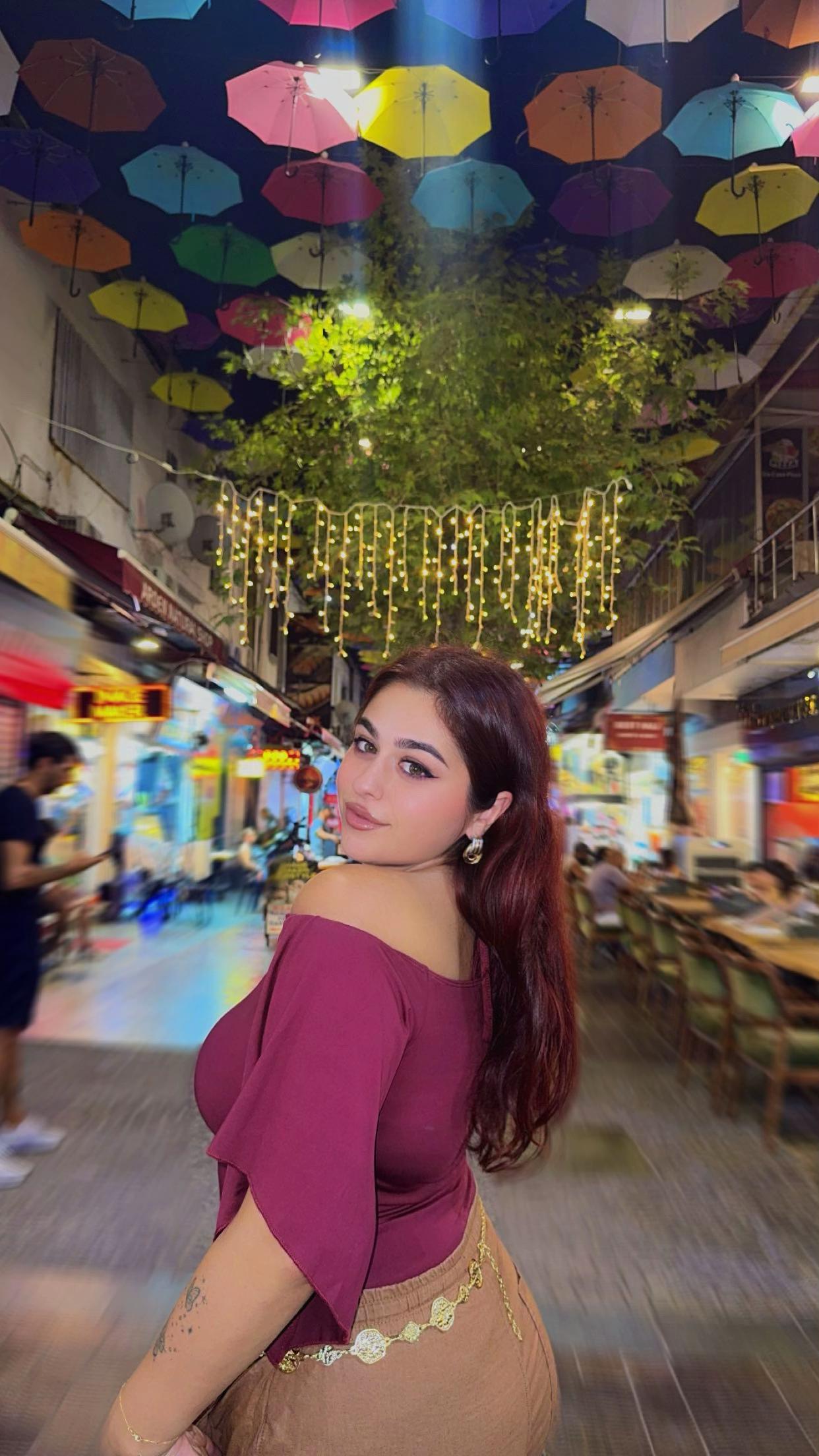 @Jana🦋