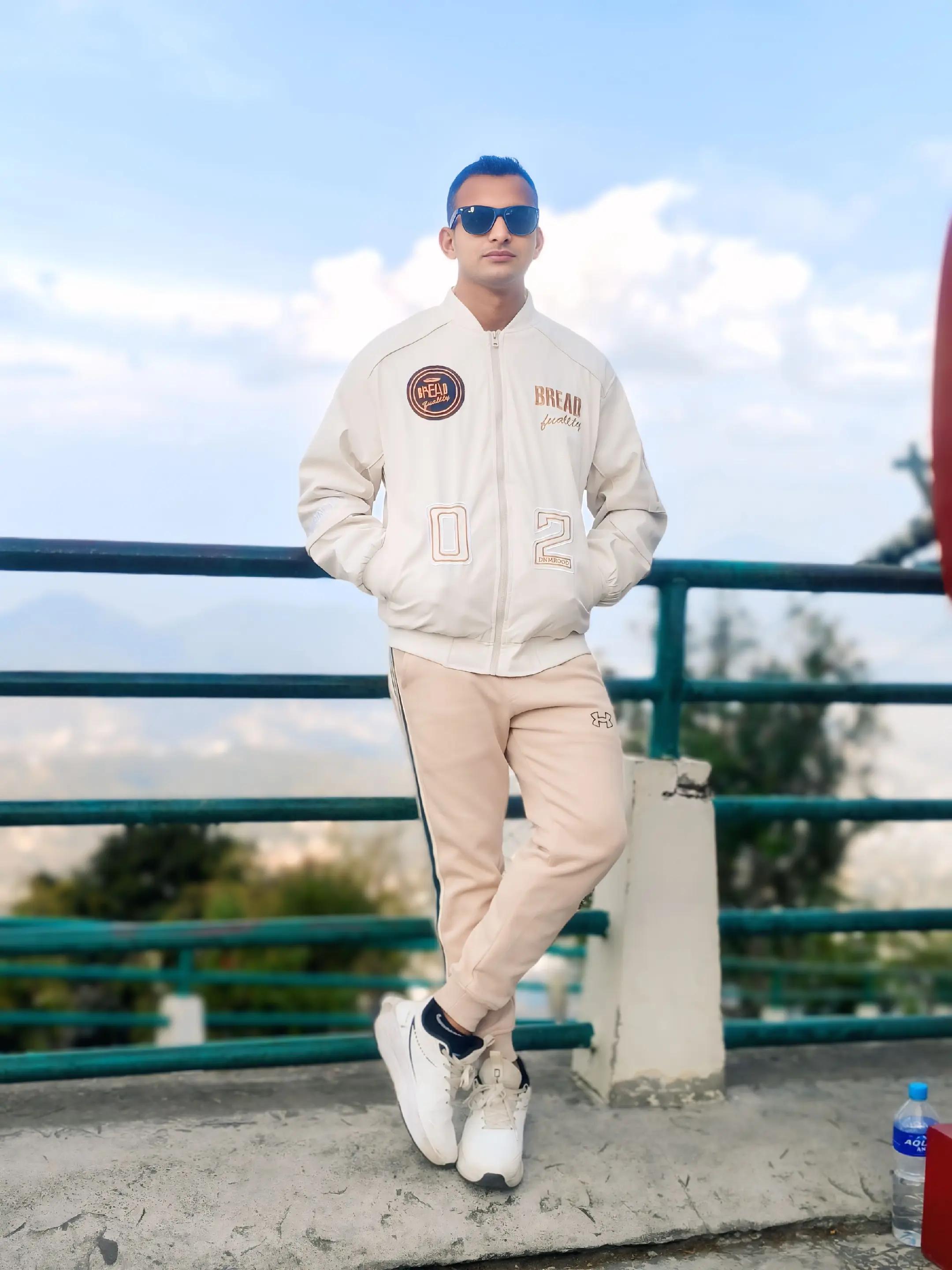 @लाहुरे❤️