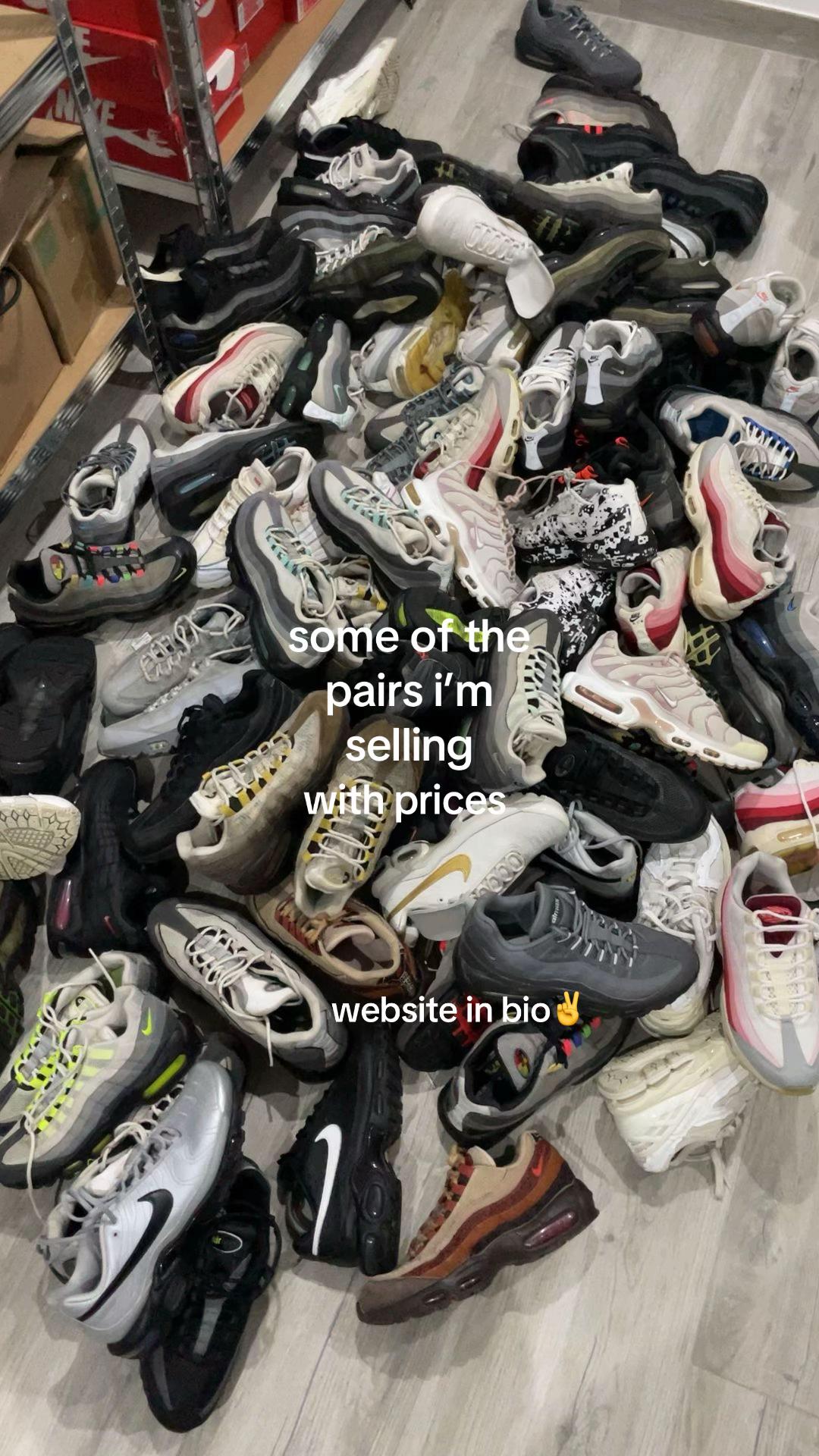 @atom👟