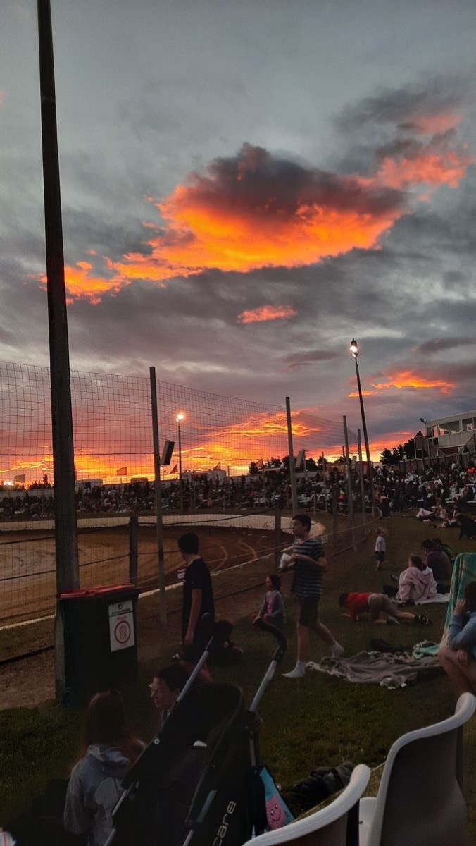 @Rhys🦌🎣🔥⚾️✝️