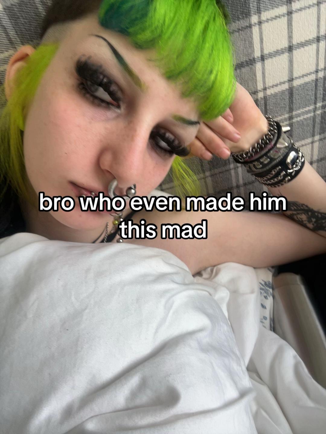 @sj ♫⃠