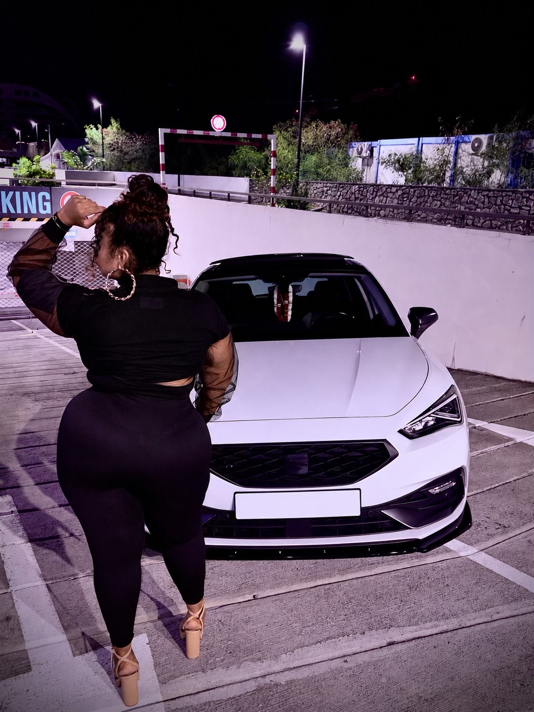 @Iam_someriana