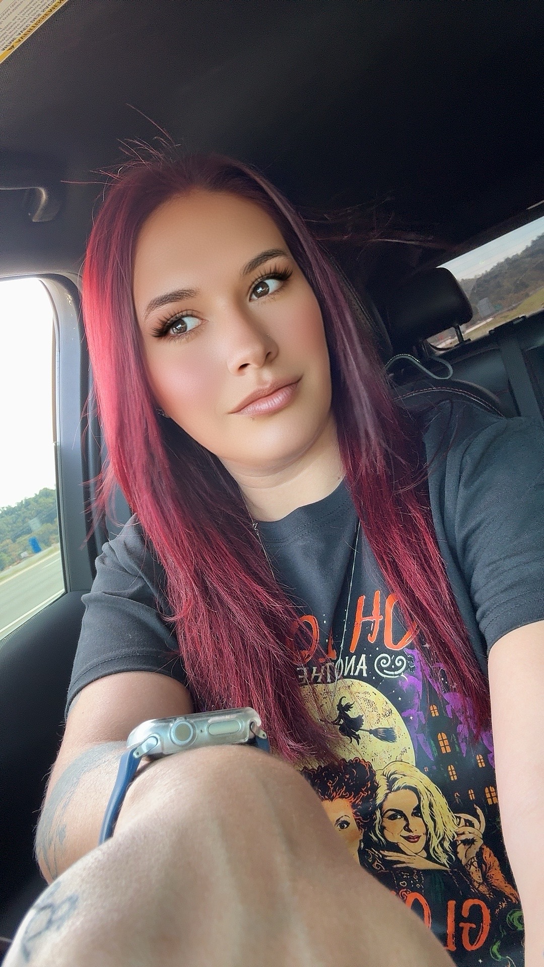 @tattedqueengoldengirl