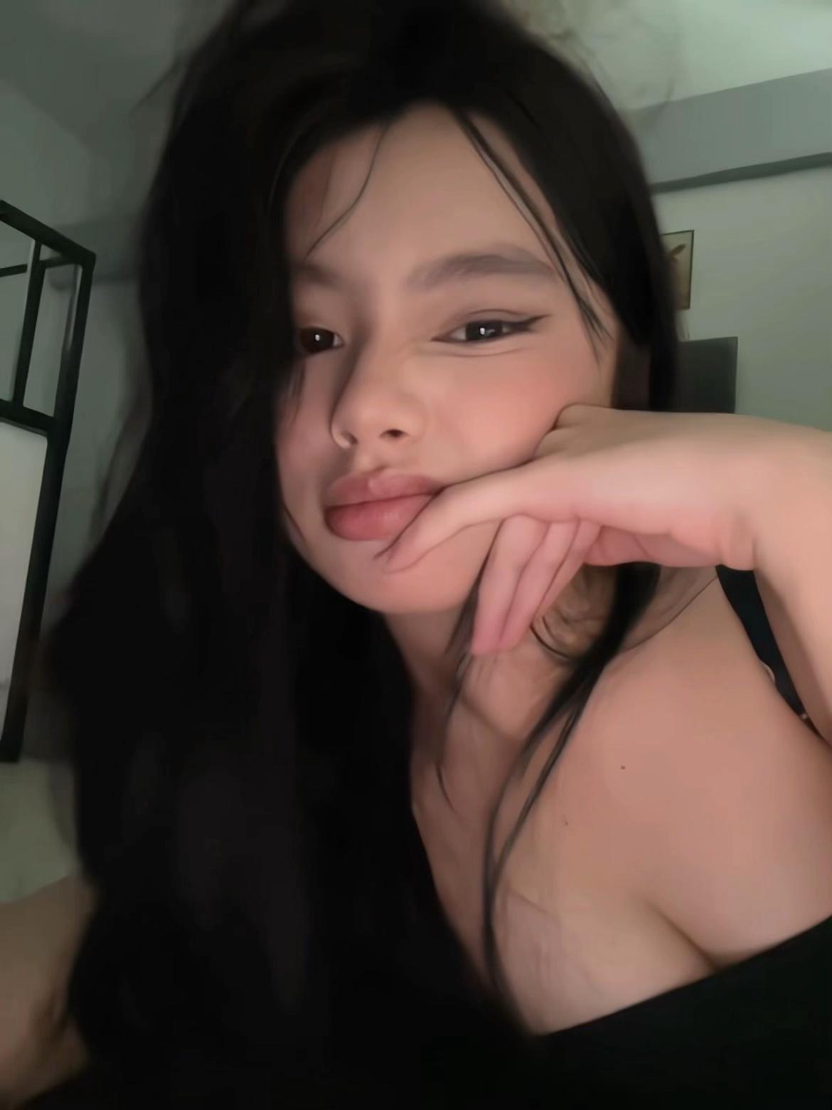@nia