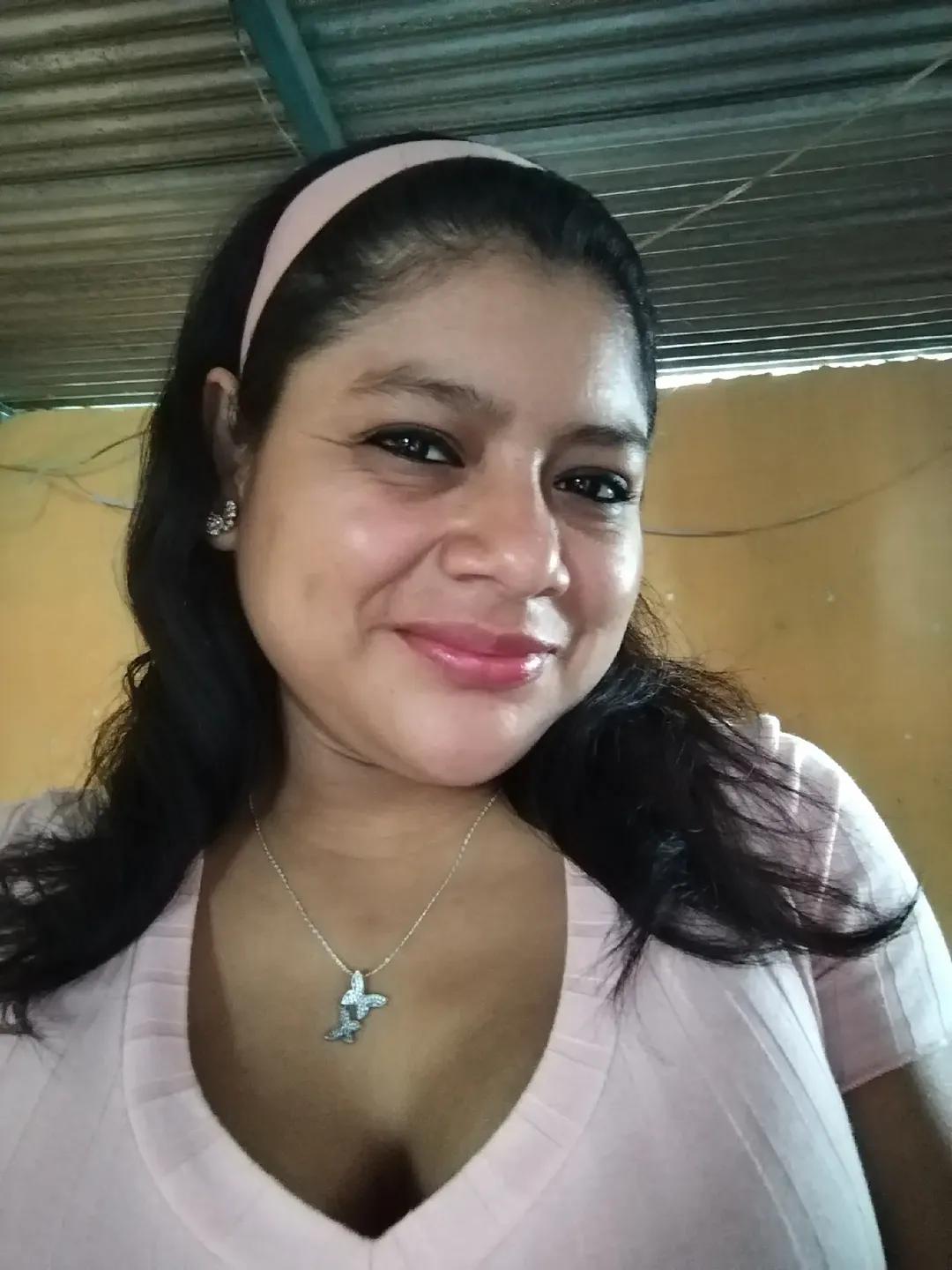 @Sarita Garcia 🇬🇹🦿🦋🩷🌹