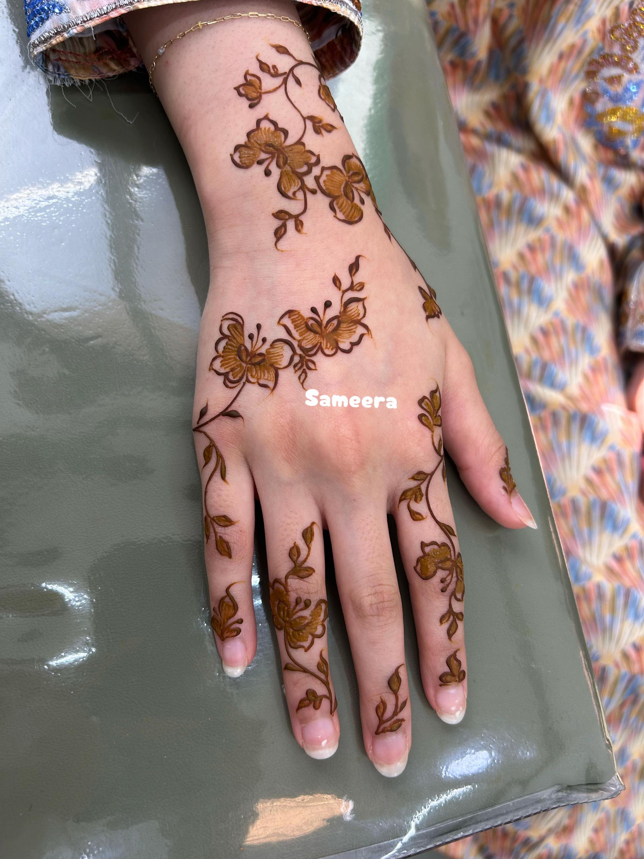 @hennaArtist Samee🖤