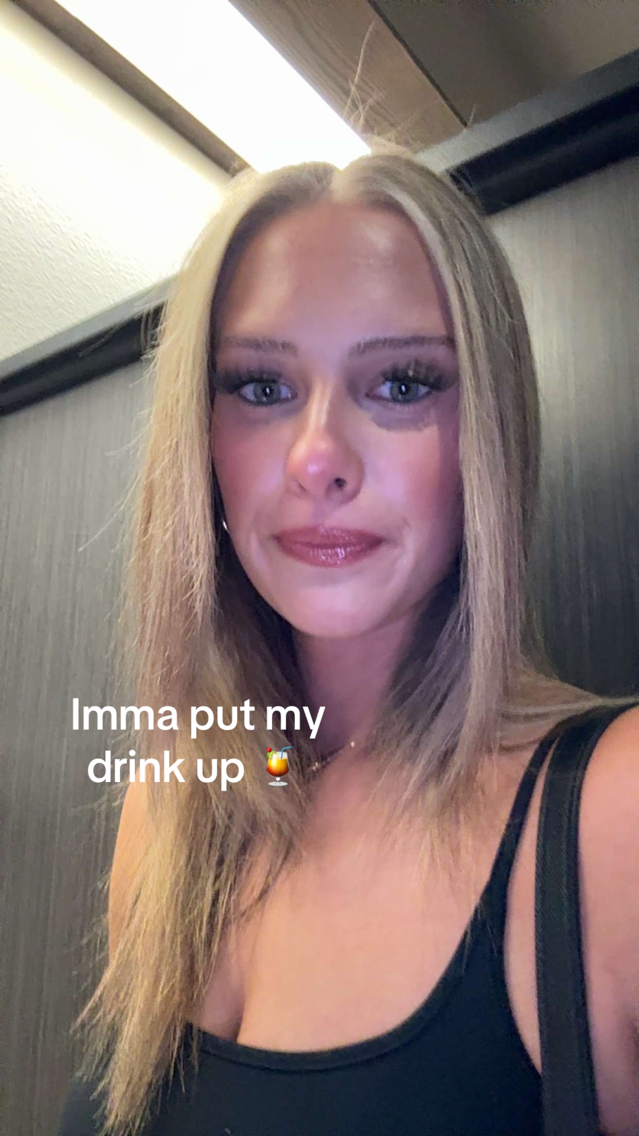 @chloe