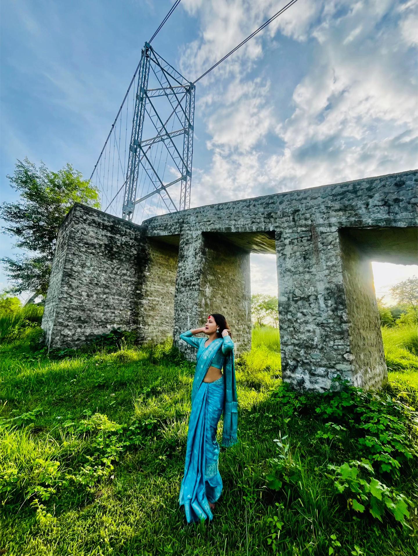 @झरना साउॅंद::::::🌷