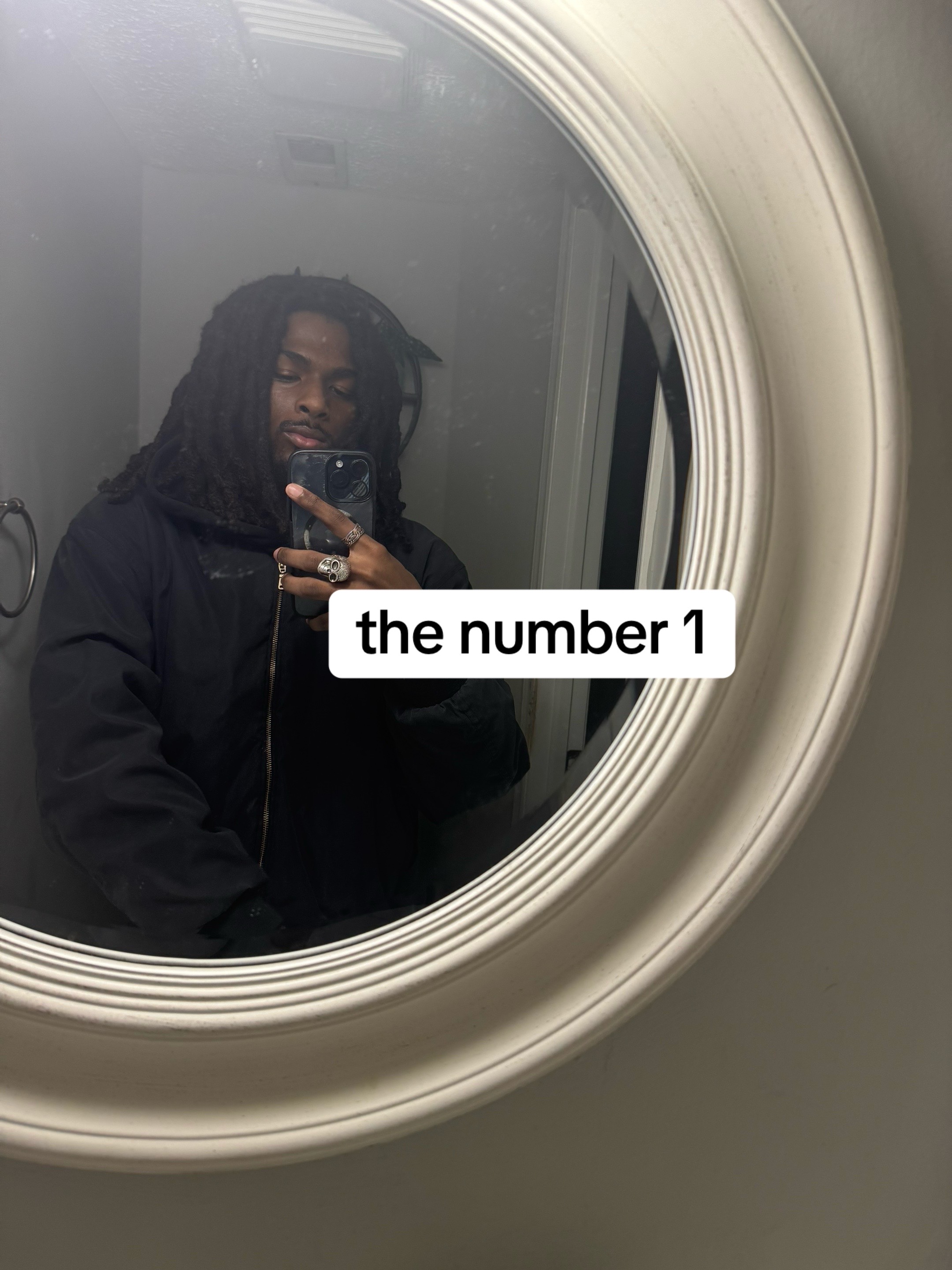 @tris2flyyy