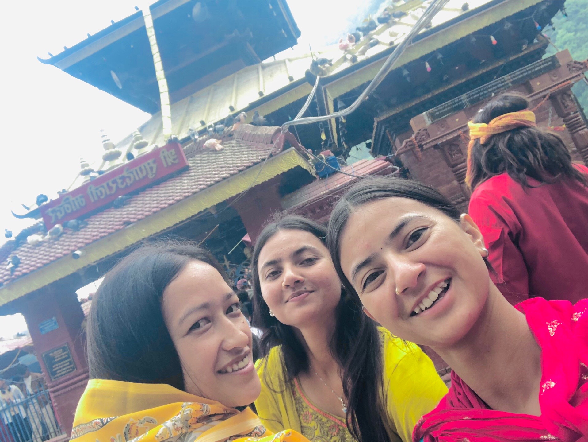 @Aarushi .🚩
