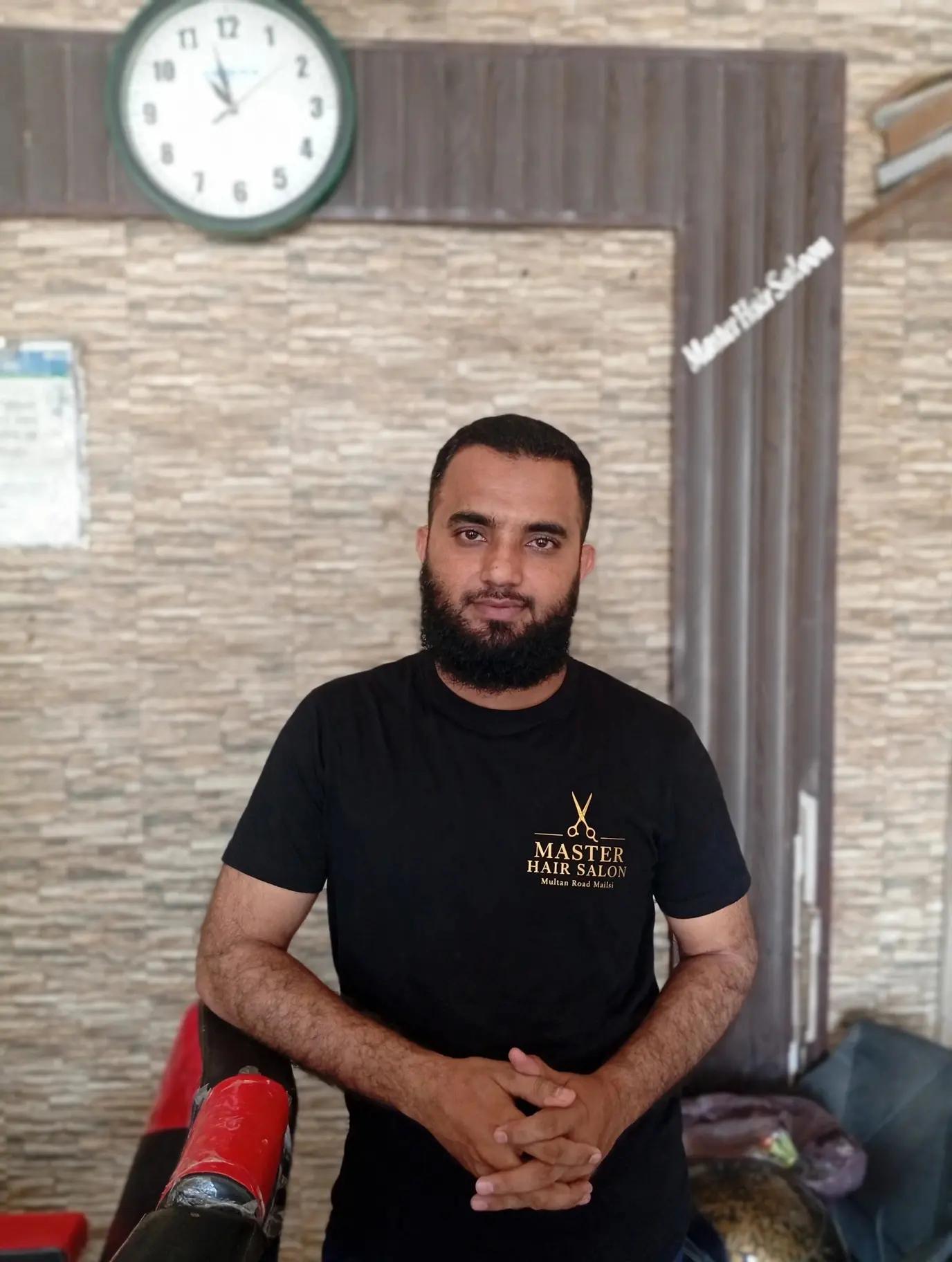 @Master Hair Saloon Mailsi