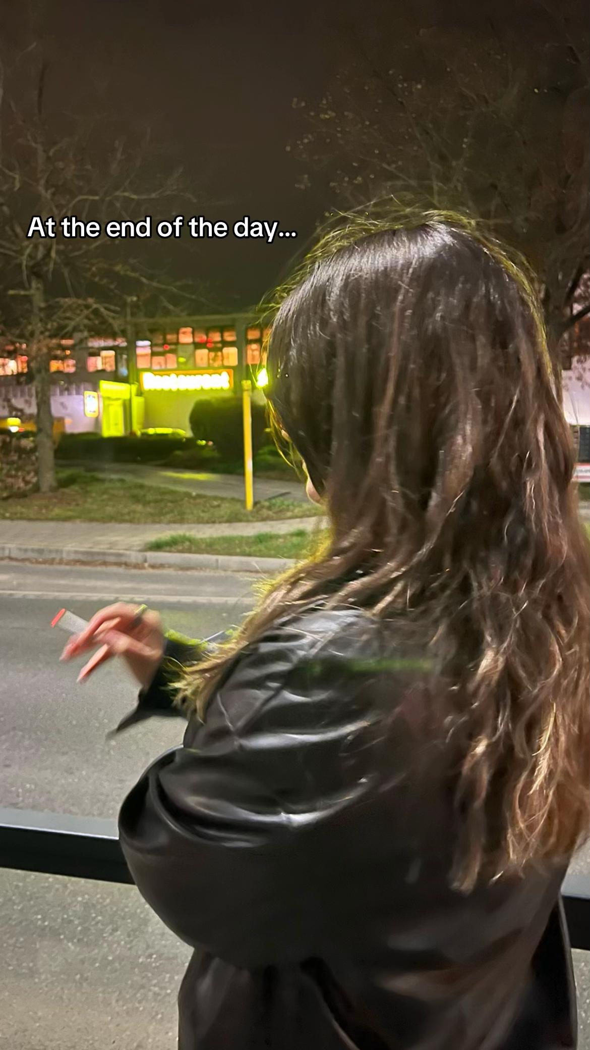 @𝐸𝑙𝑖🤍