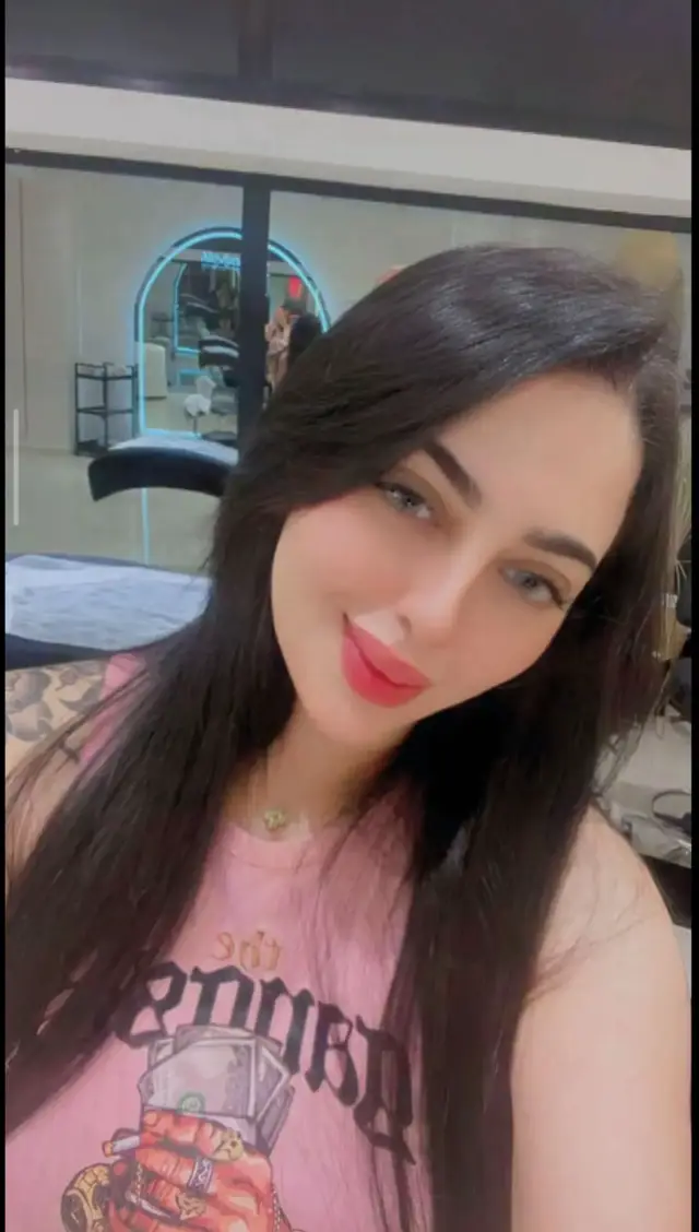 @بنت الحاج🤑👑