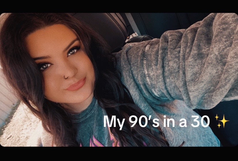@Nicole 🖤