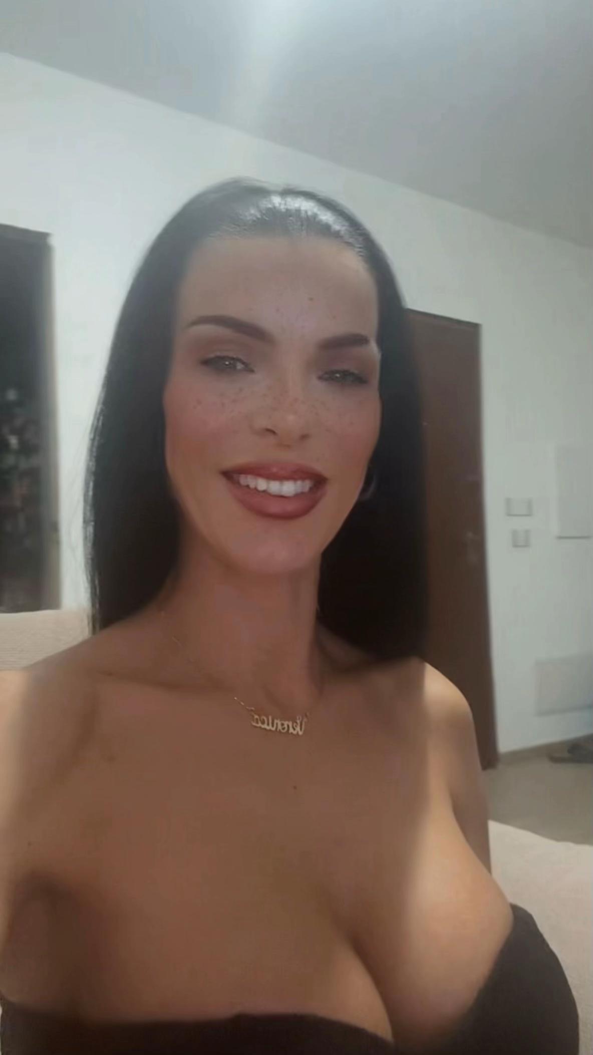 @Veronica Griffo655
