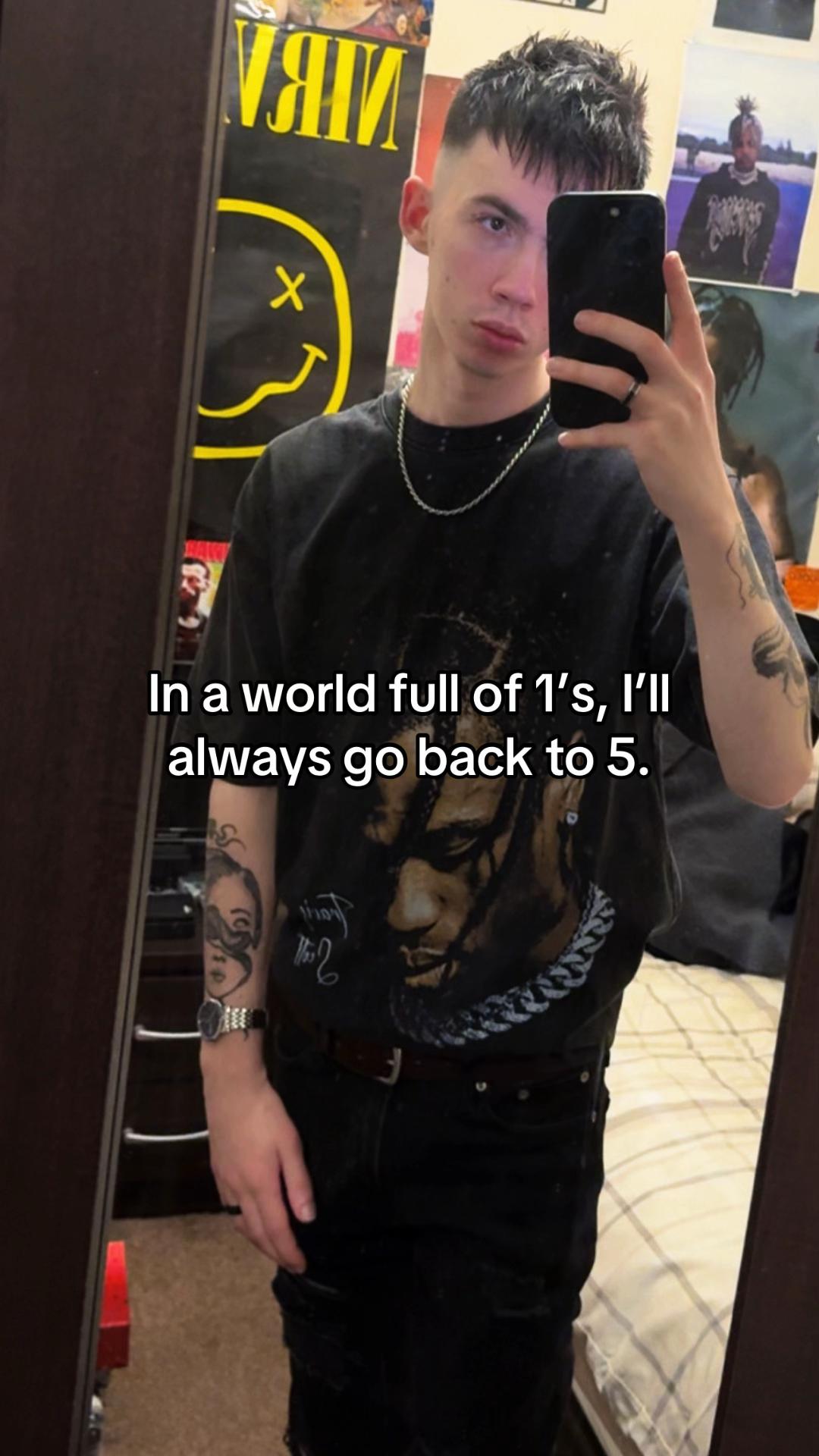 @Con 🦉