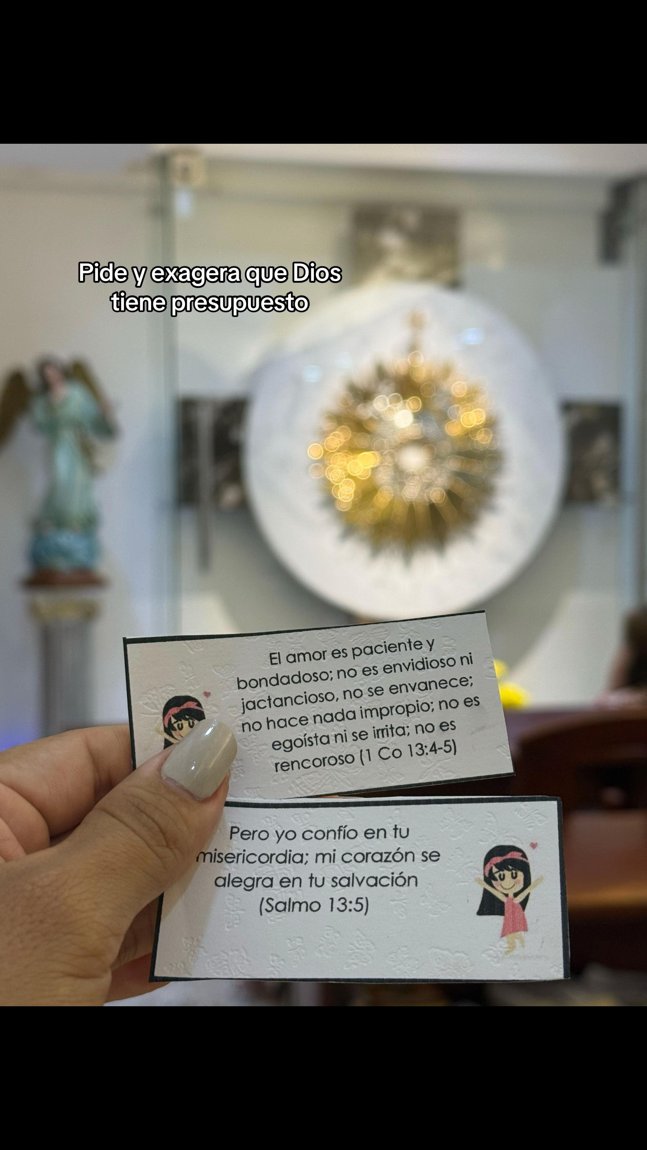 @Angie Prada