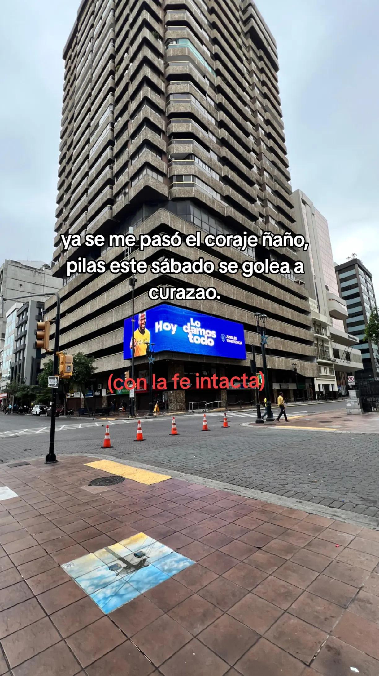 @PeluuUjavier