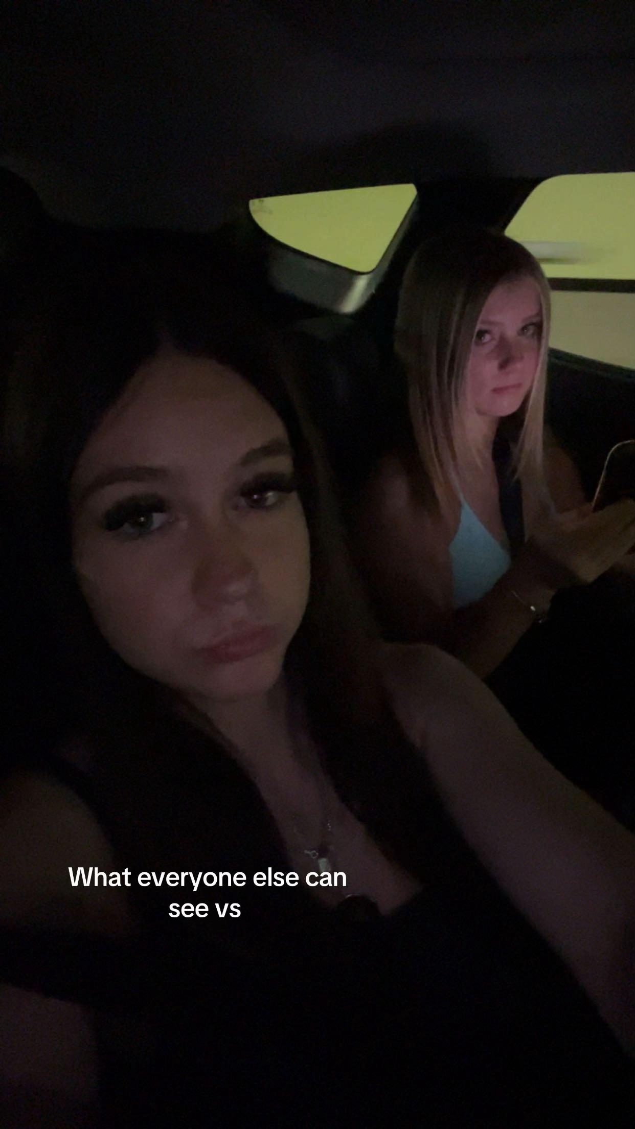 @🫰