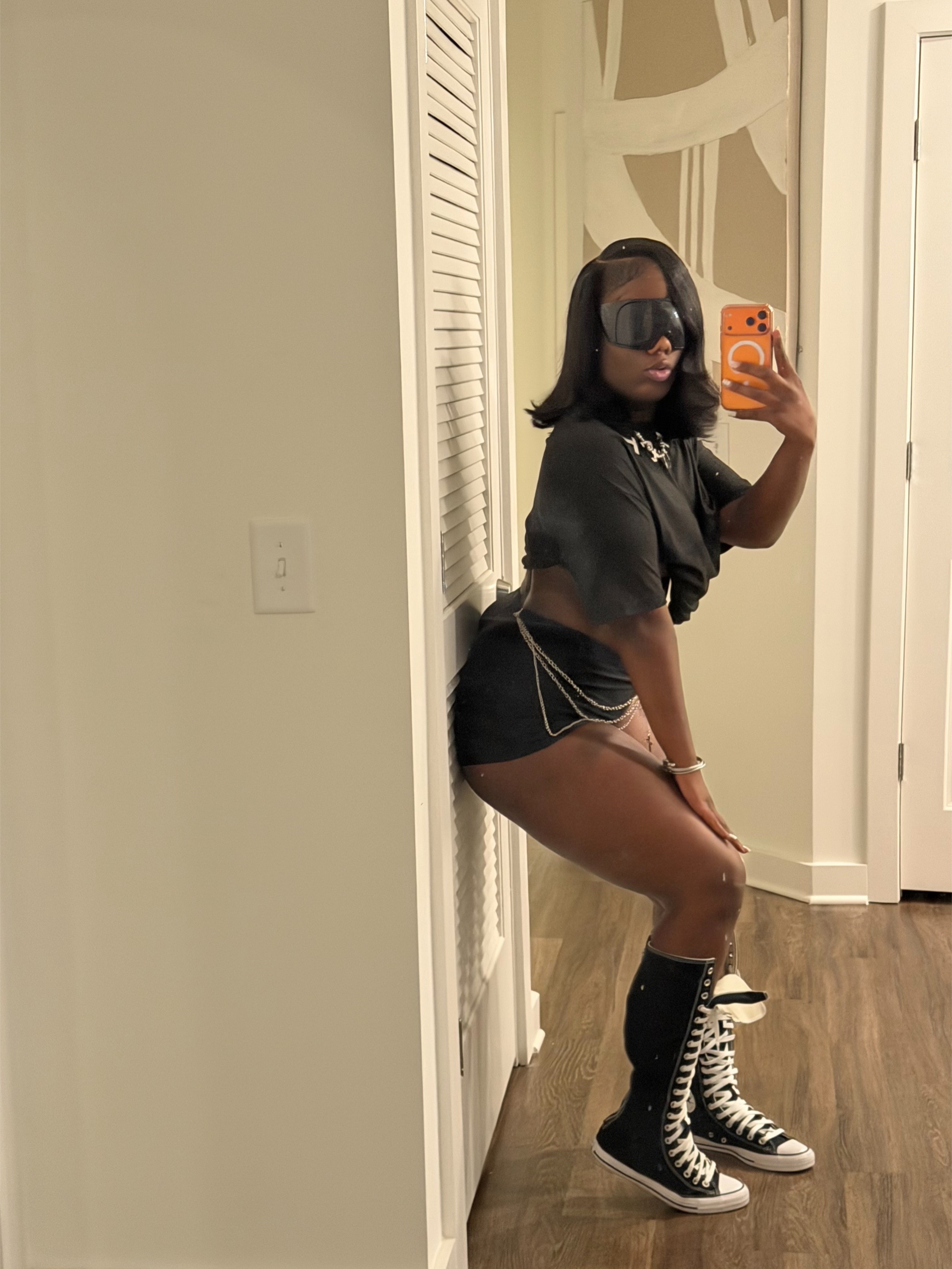 @kay.kharms