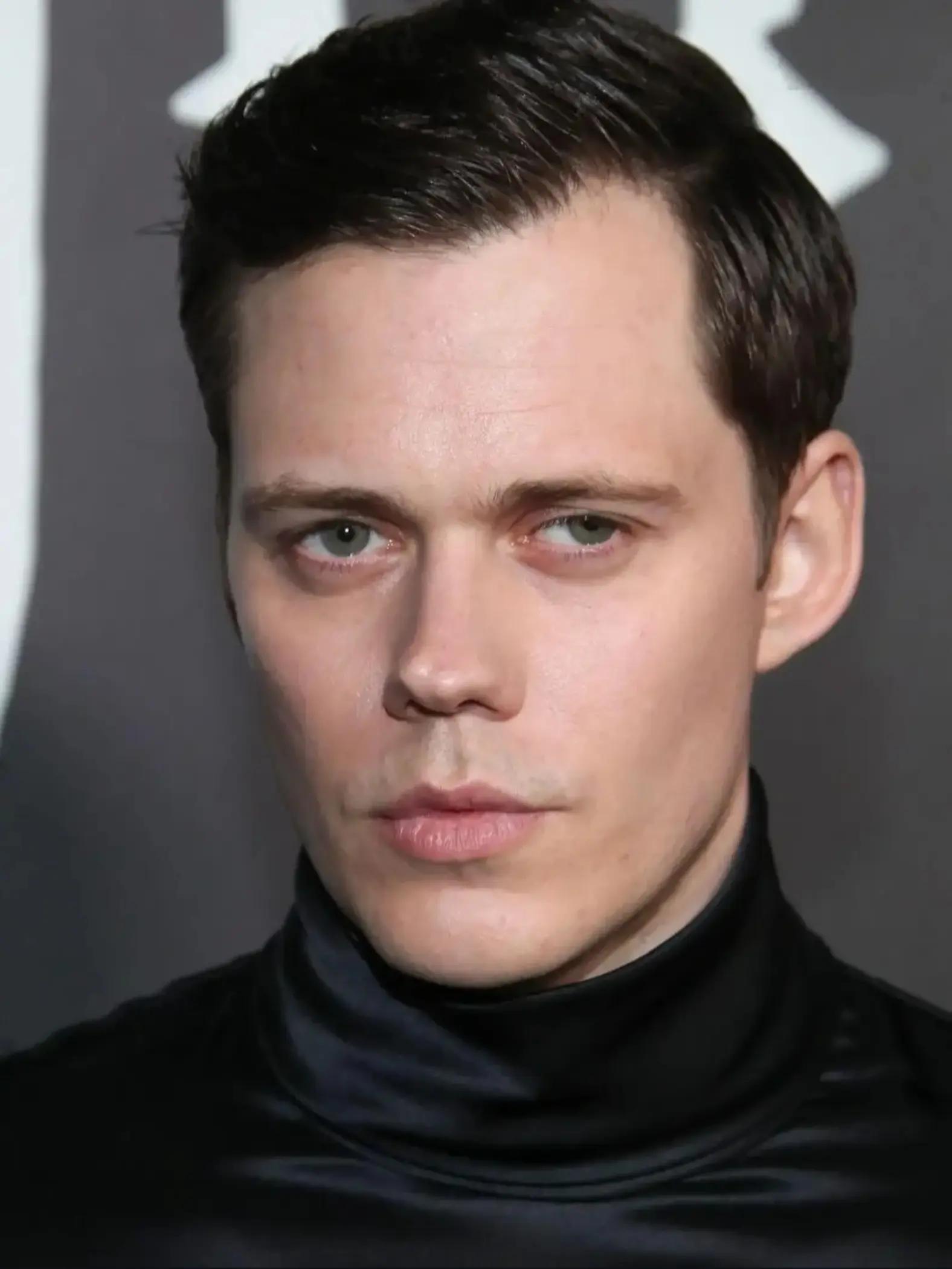 @𝕷𝖆𝖍👻 (Skarsgård's wife)