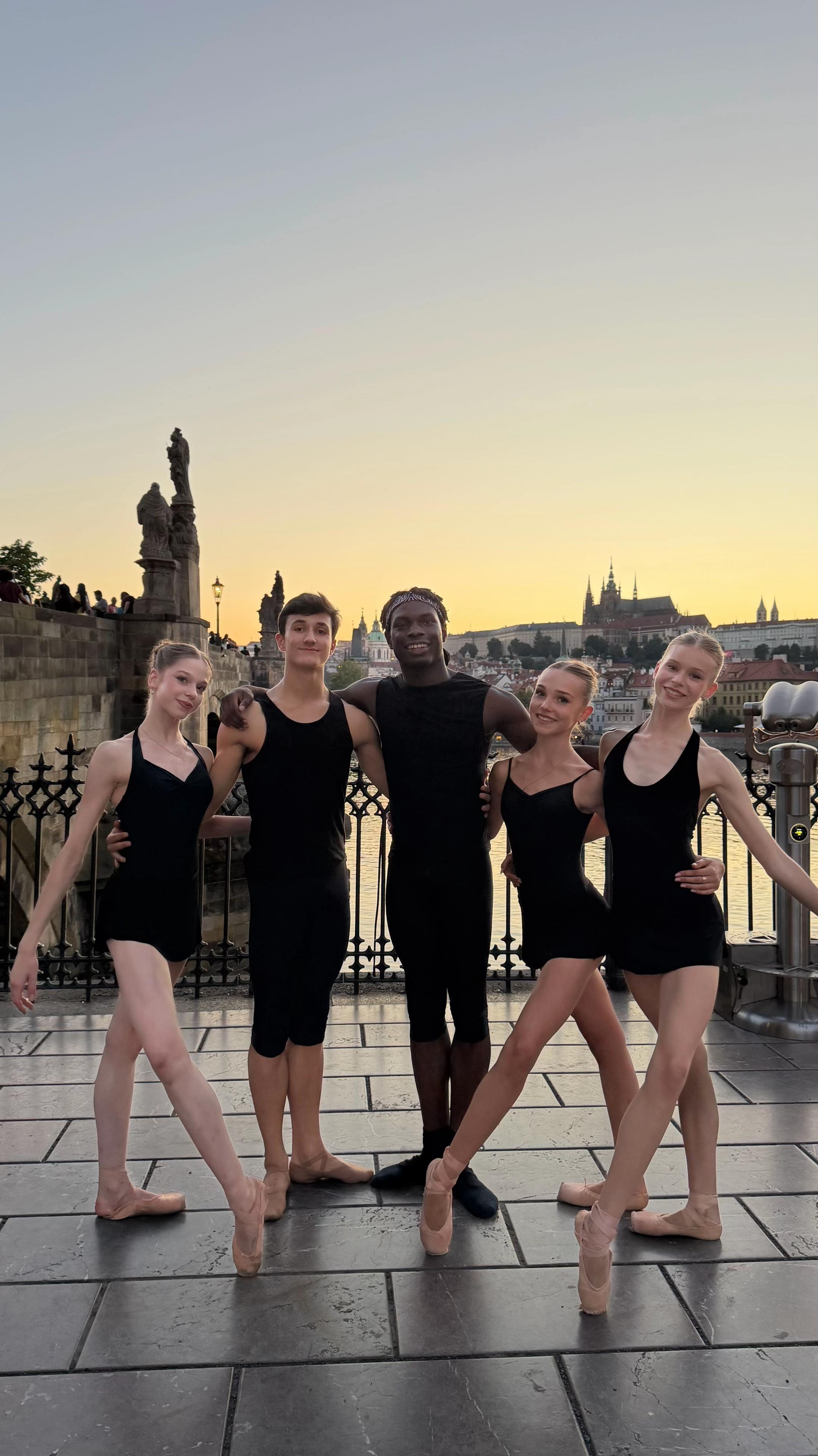 @The_ballet_Phoenix