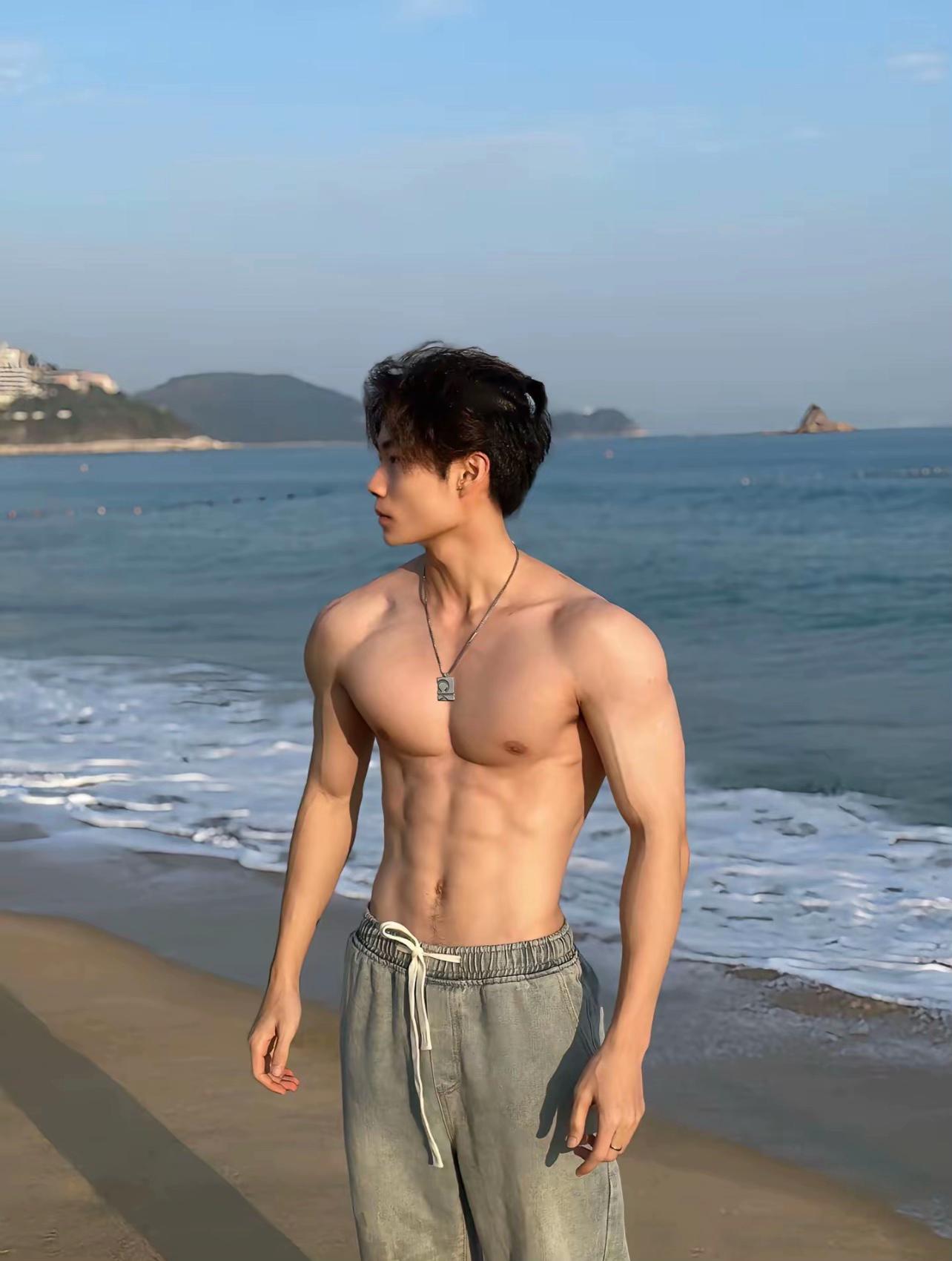 @静诺颖