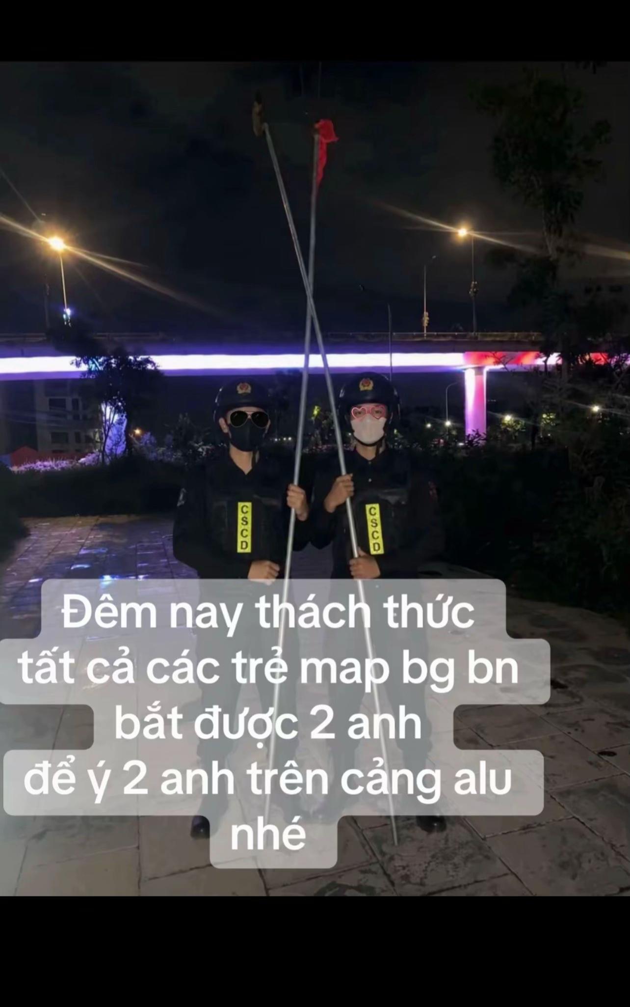 @-_-